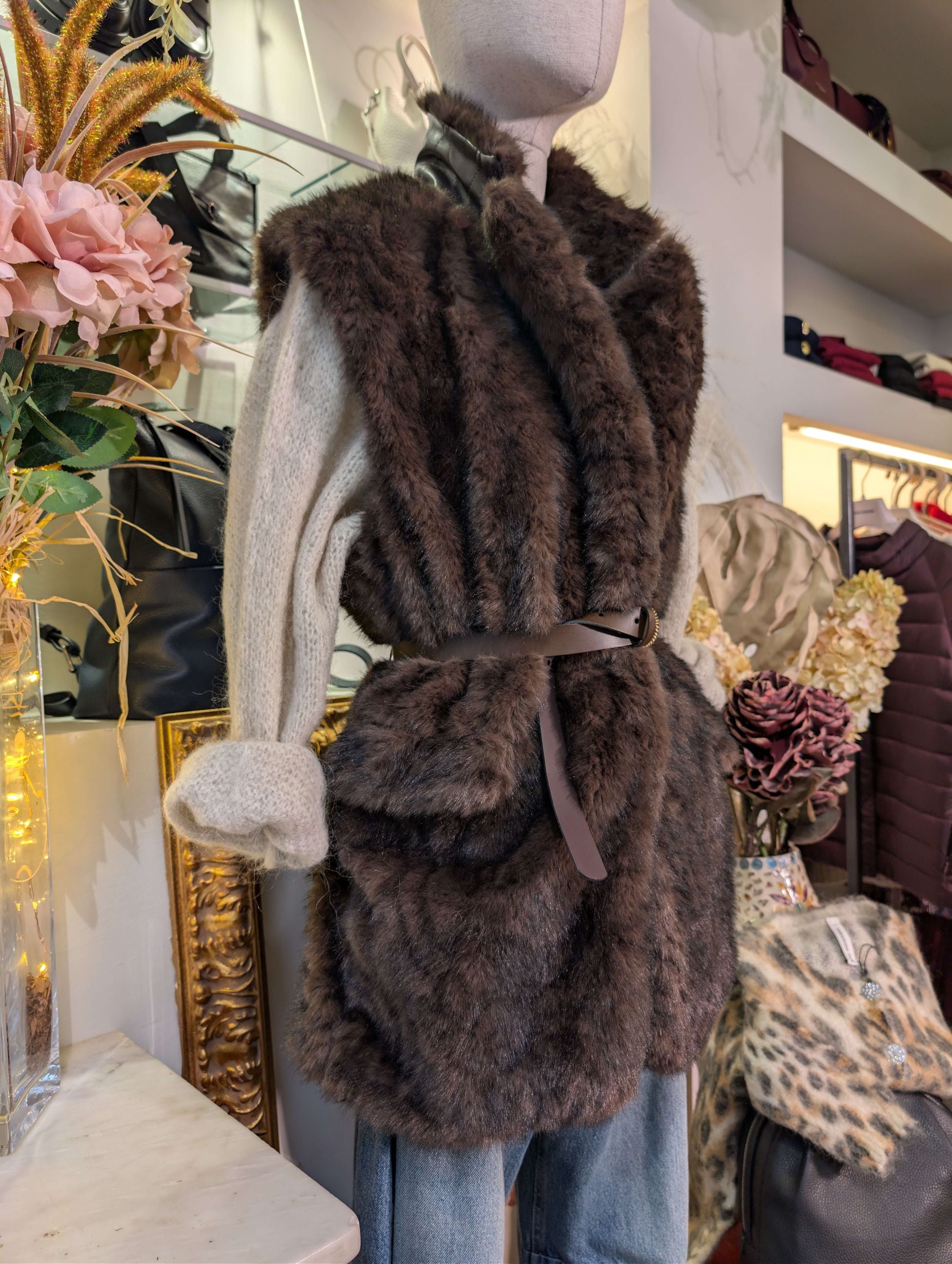 Gilet in pelliccia - TENSIONE IN