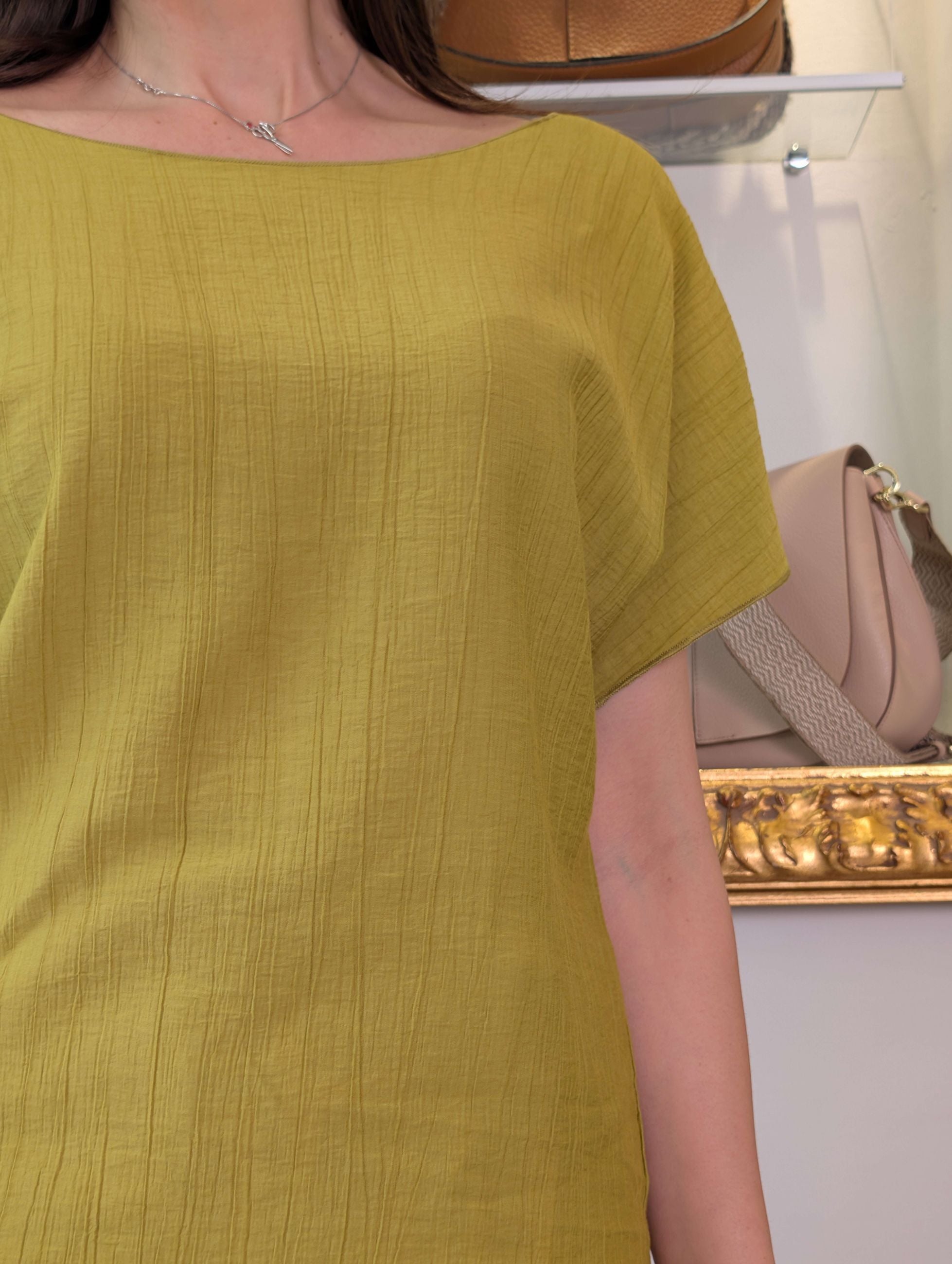 Blusa in crinkle Le Sarte del Sole – Scollo barchetta. - LE SARTE DEL SOLE