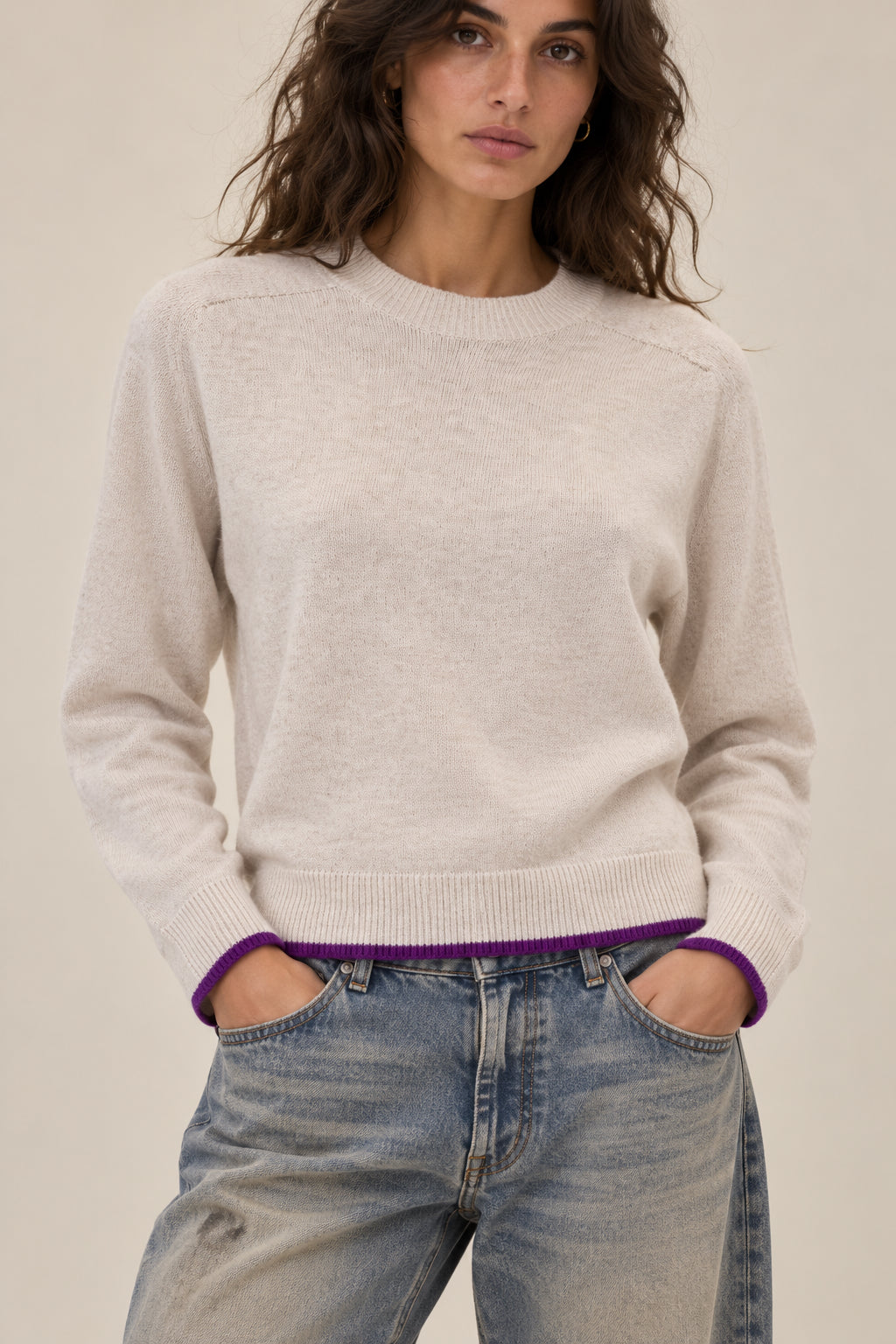 Maglia girocollo in lana e cashmere con bordino a contrasto - TENSIONE IN