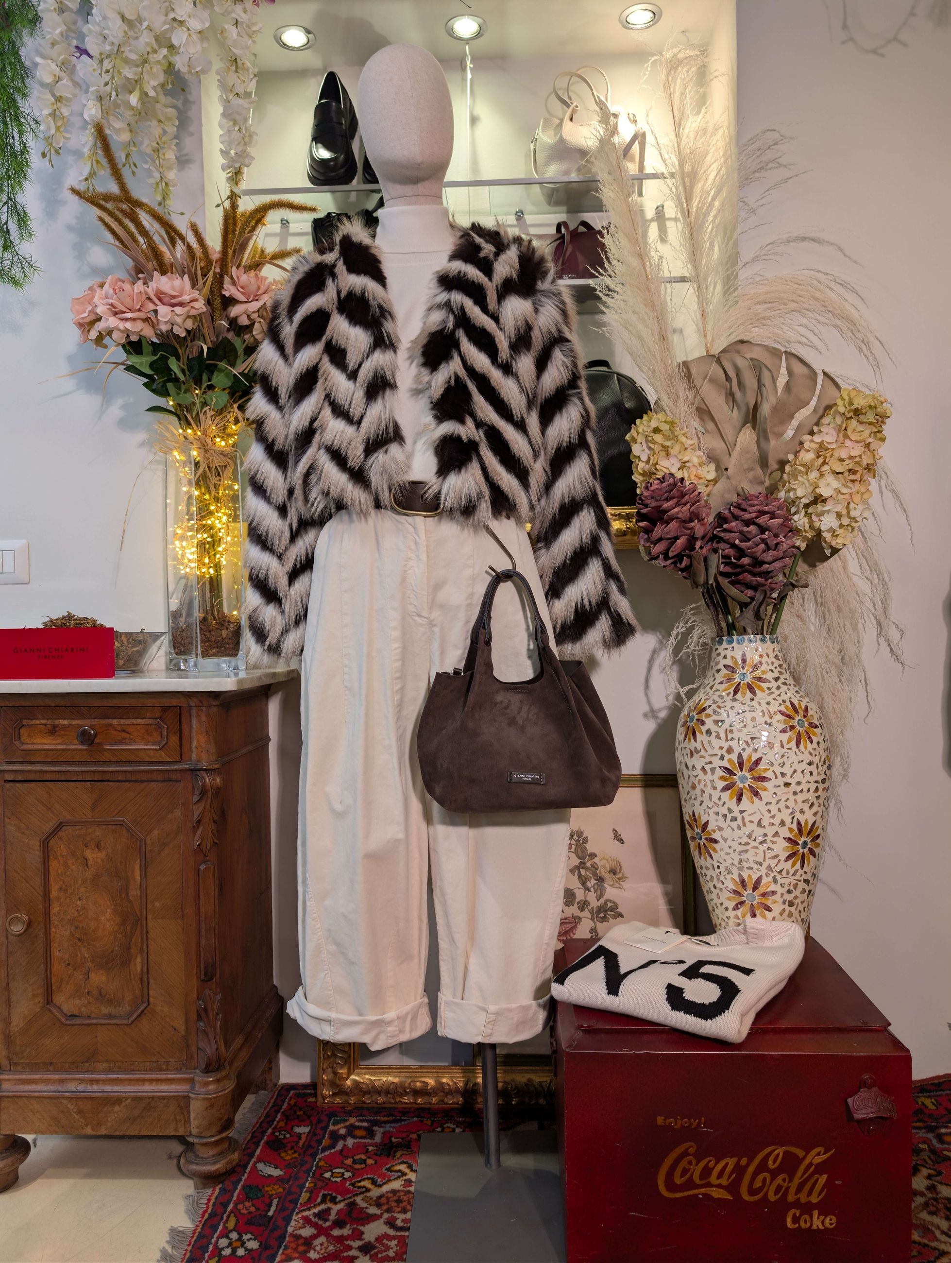 Pelliccetta corta - TENSIONE IN