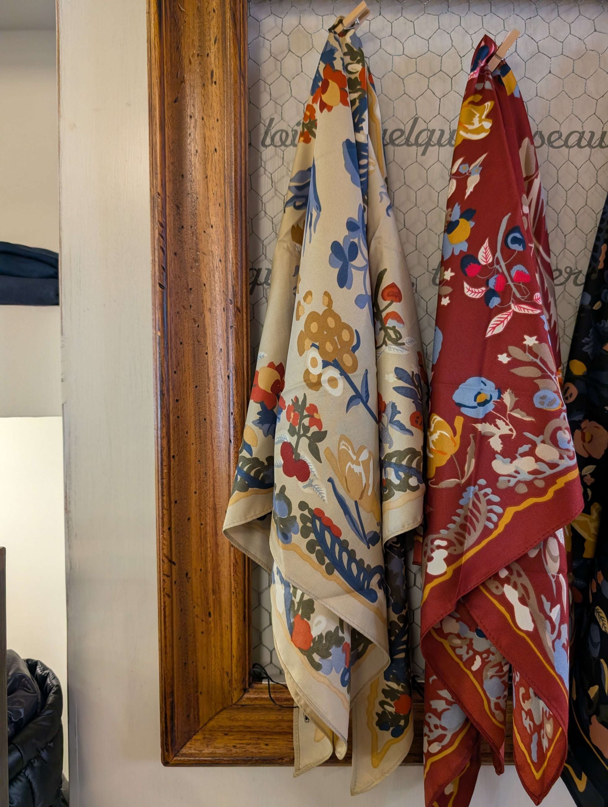 FOULARD TRIANGOLO FANTASIA BEIGE - NALI'