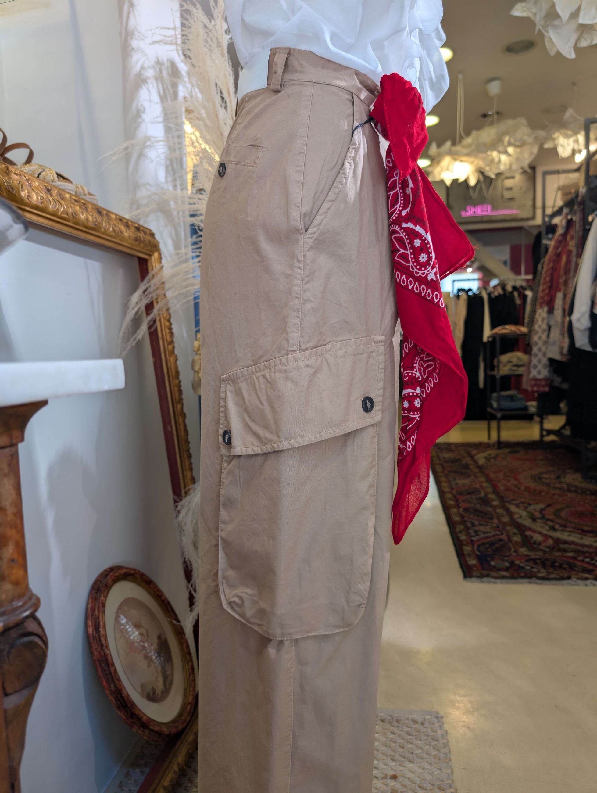 "Pantalone cargo in cotone vestibilità slouchy con bandana" - TENSIONE IN