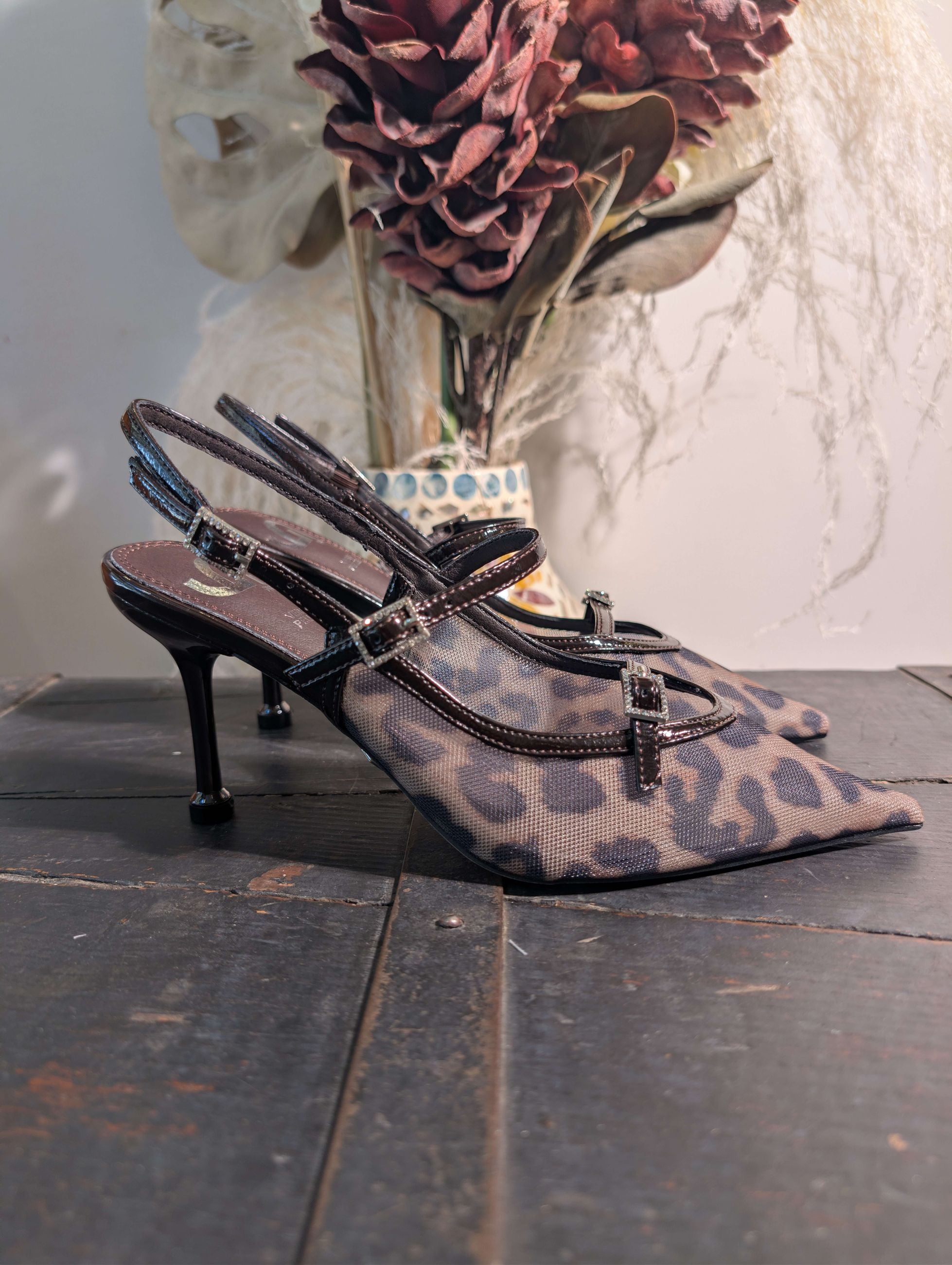 DECOLLETE SLINGBACK IN FANTASIA ANIMALIER - GOLD & GOLD