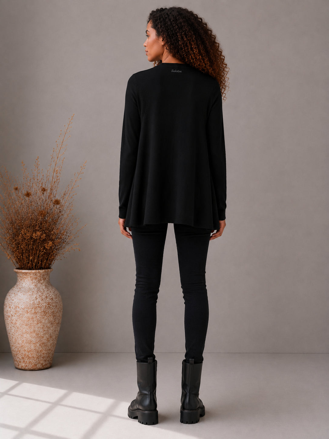 Maglia in Lana con Drappeggio e Collo Alto - .SOLO TRE