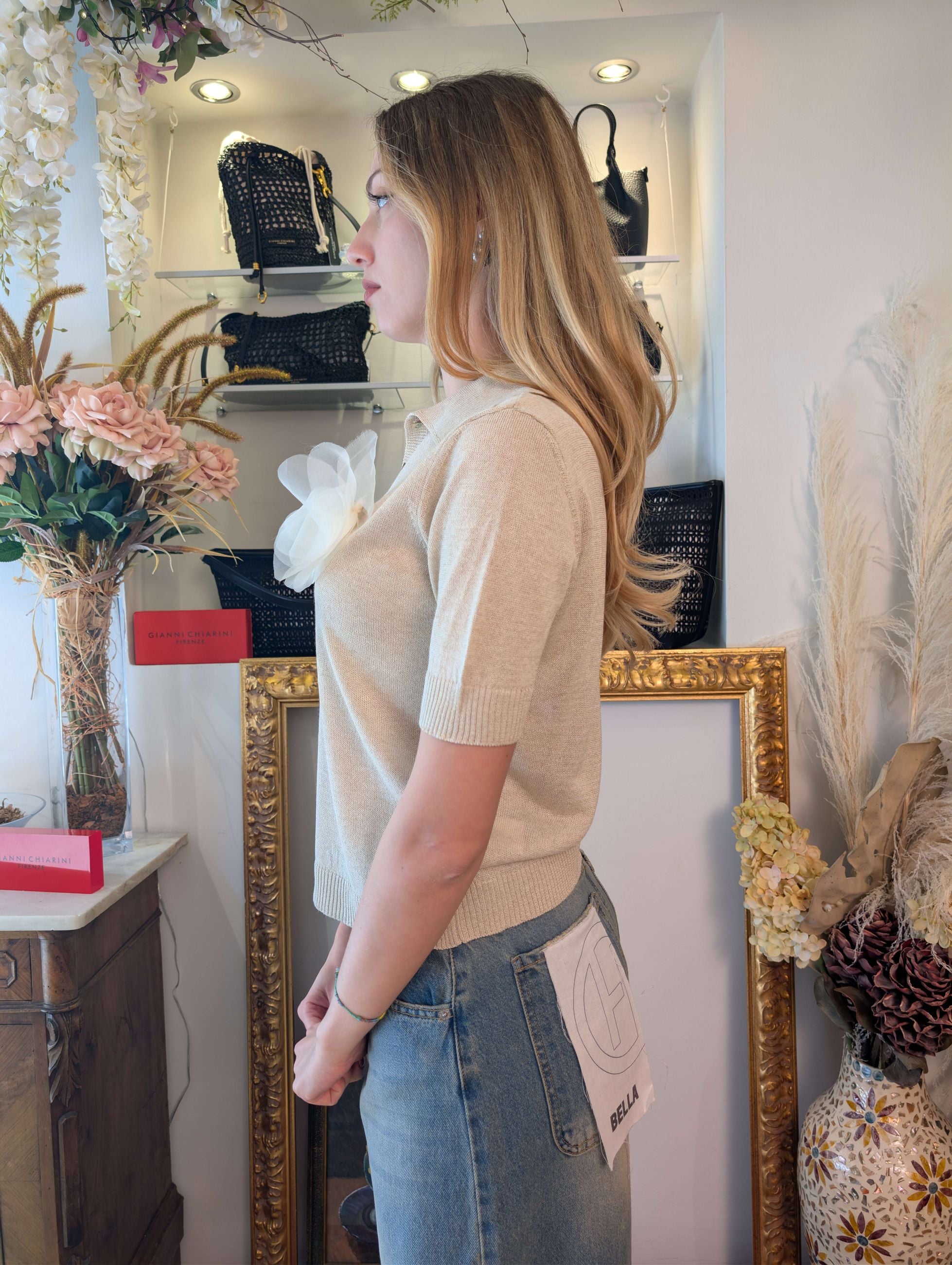 Polo in lurex con spilla - TENSIONE IN