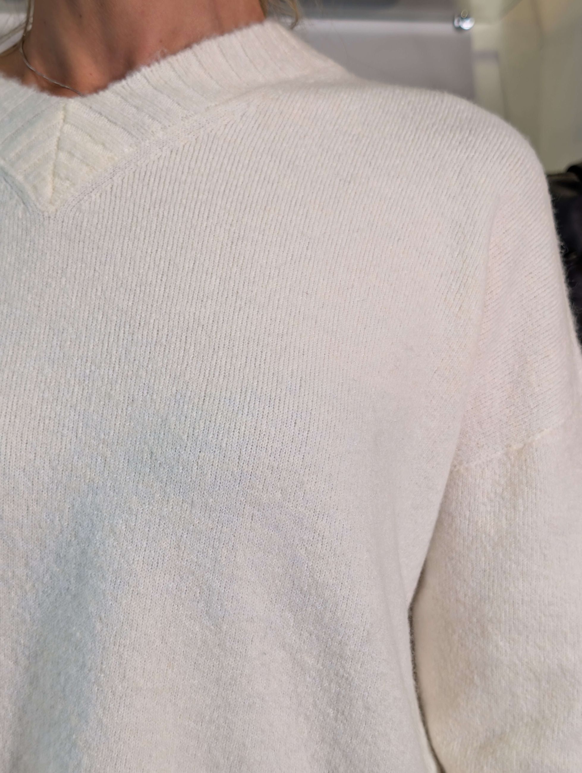 Maglia scollo a V in bouclé - SHE_FLORENCE_LAB