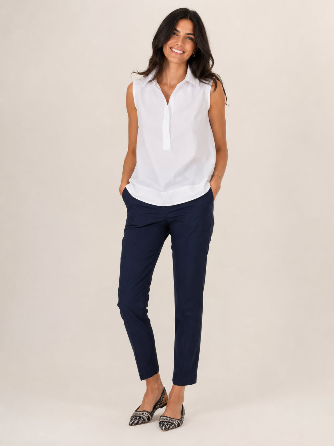Polo smanicata in popeline 100% cotton con cannoni dietro - SHE_FLORENCE_LAB