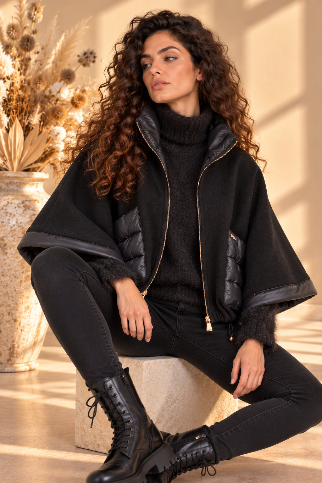GIACCA CORTA A CAPPA CON DETTAGLI TRAPUNTATI - MARKUP DONNA