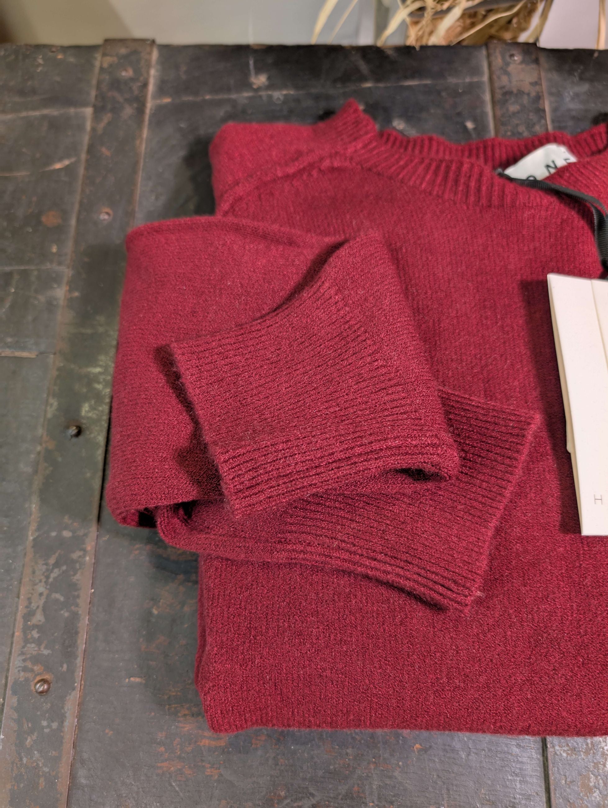 Maglia con scollo a barchetta - HAVE ONE