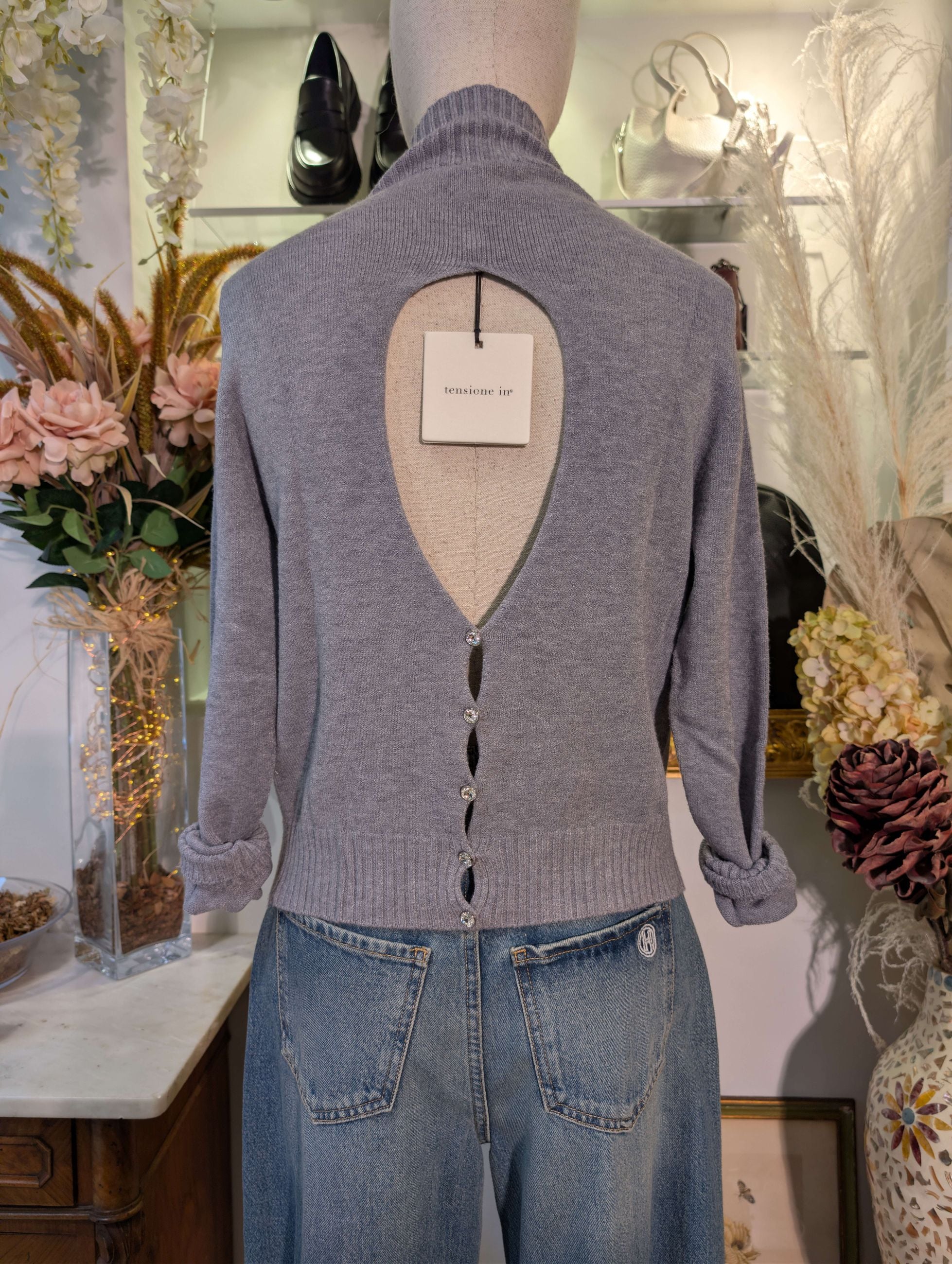 MAGLIA COLLO VULCANO CUT OUT - TENSIONE IN