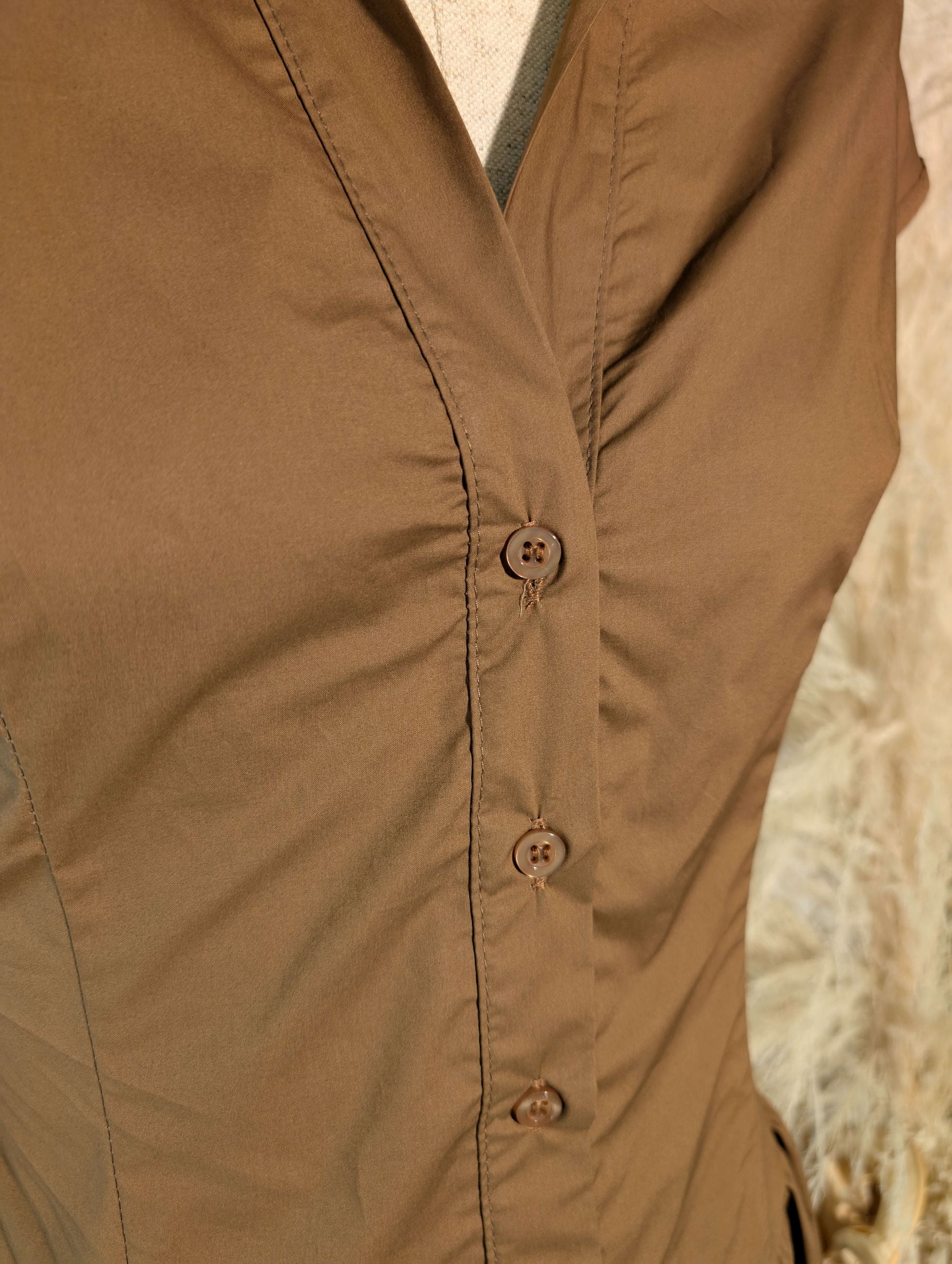Abito in cotone collo polo e dettaglio cut-out sul retro -