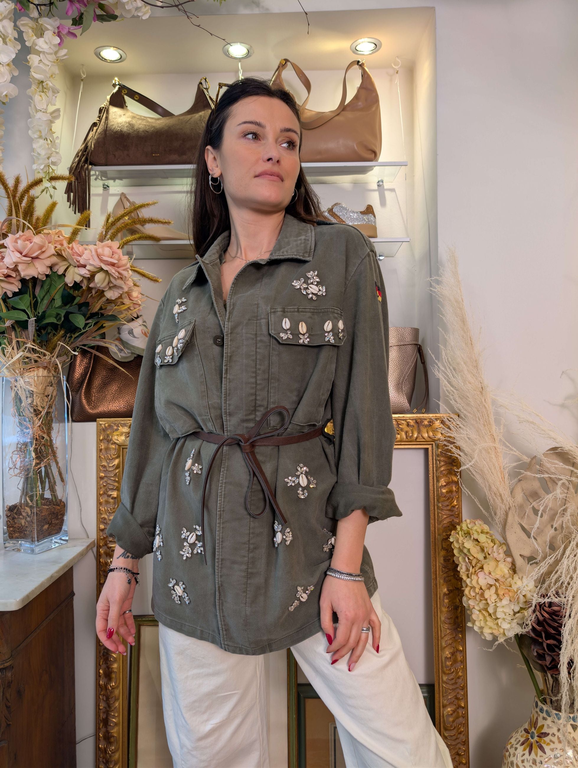 Giacca vintage con castoni e conchiglie - TENSIONE IN