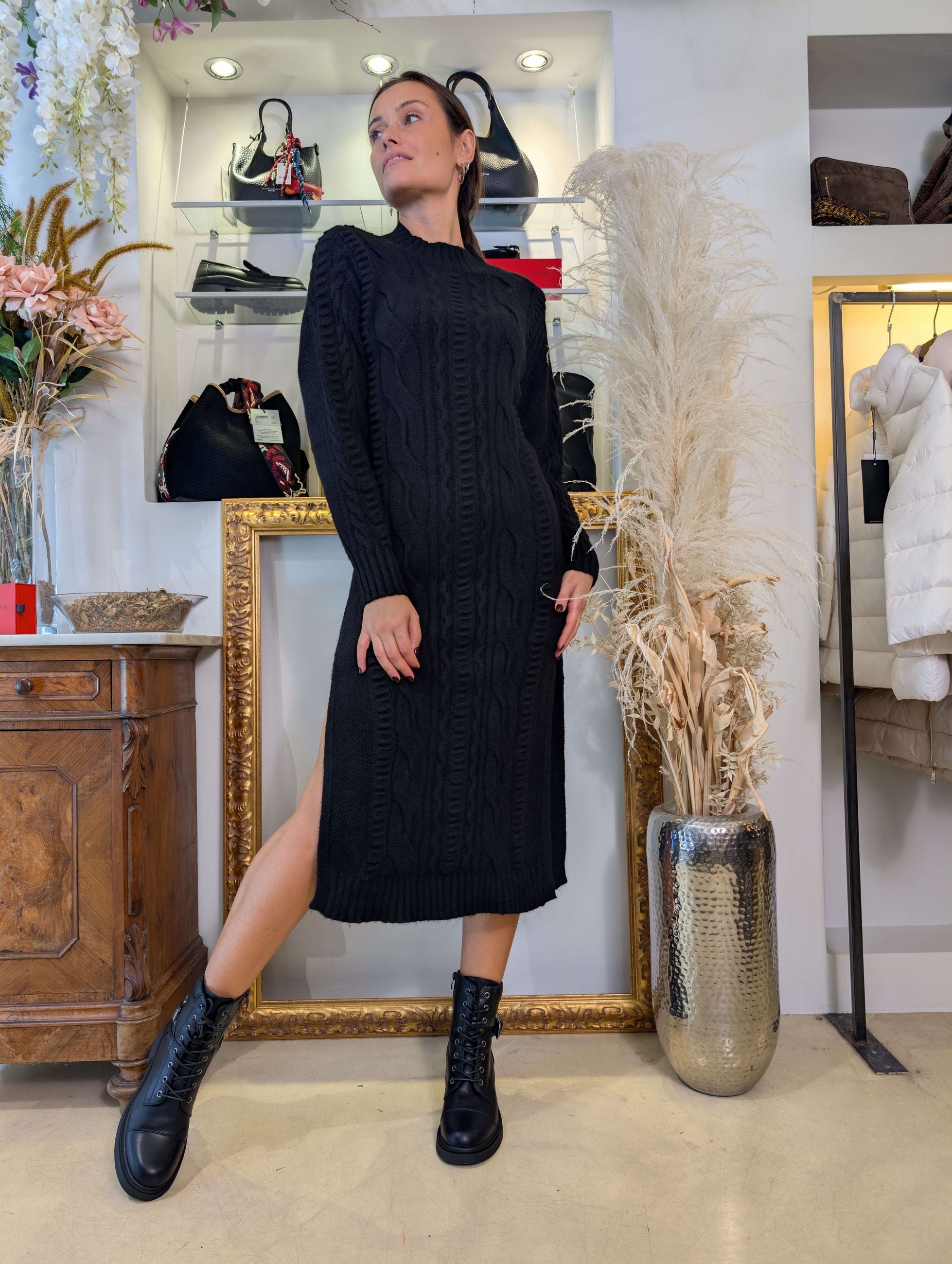 Abito tricot con trecce e spacchi laterali - ANNARITA N
