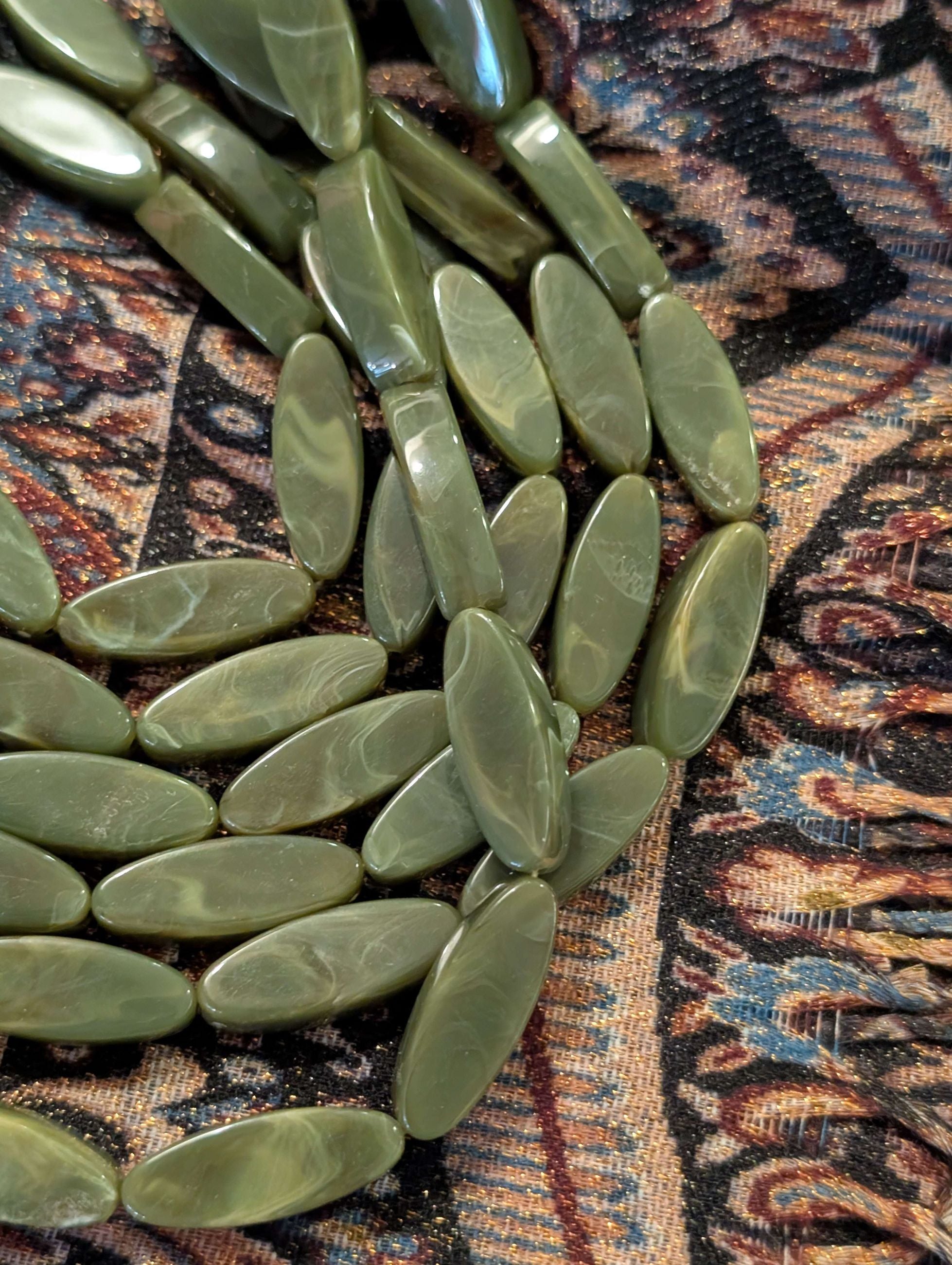 COLLANA AGATA MULTIFILO IN RESINA VERDE - NALI'