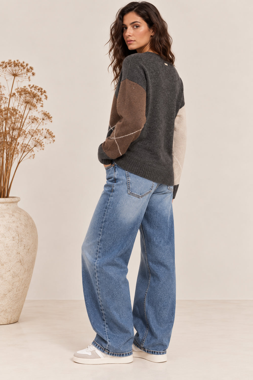 Soft Geometry Wool Blend - MARKUP DONNA