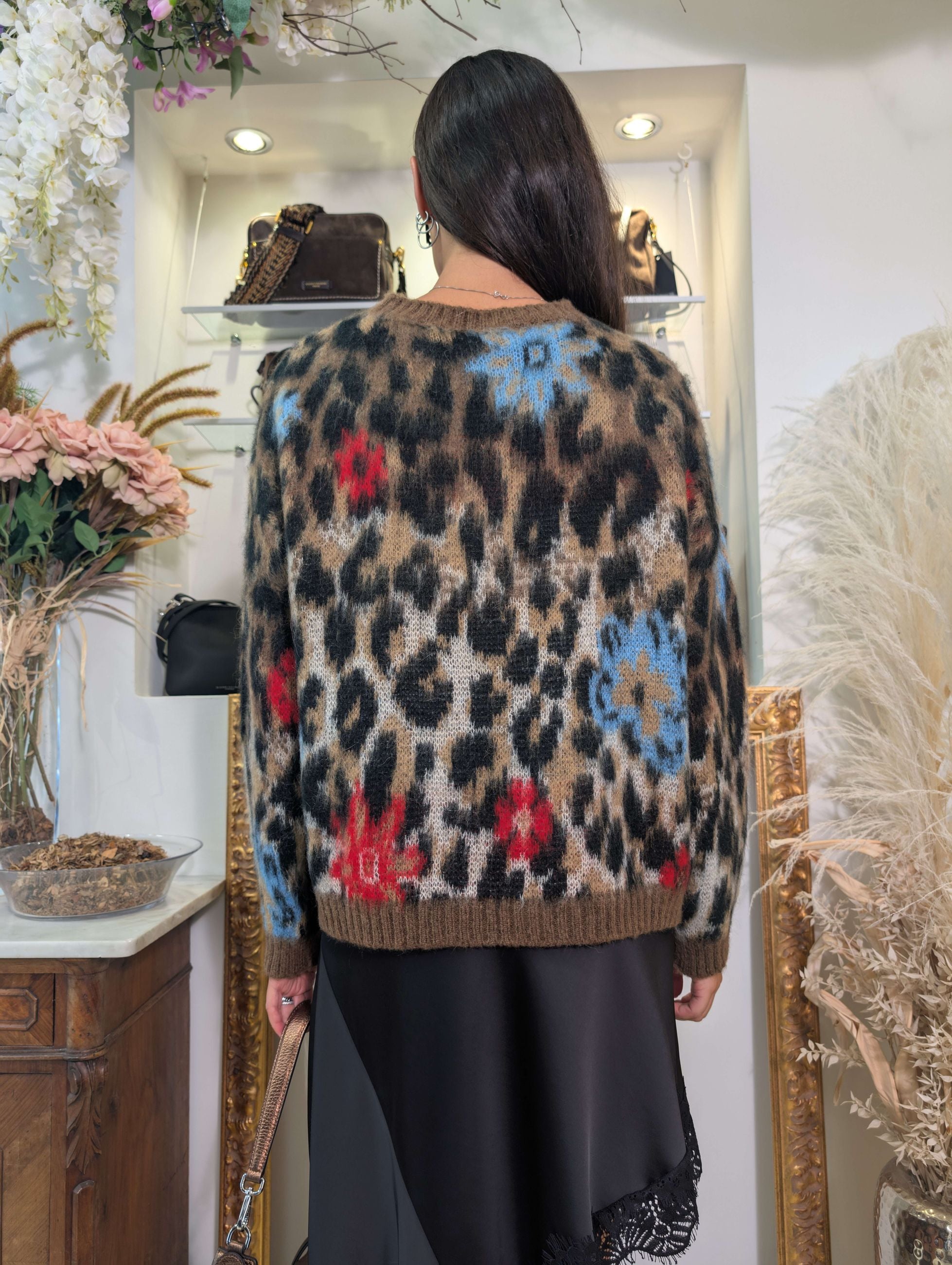Maglia maculata con fiori - TENSIONE IN