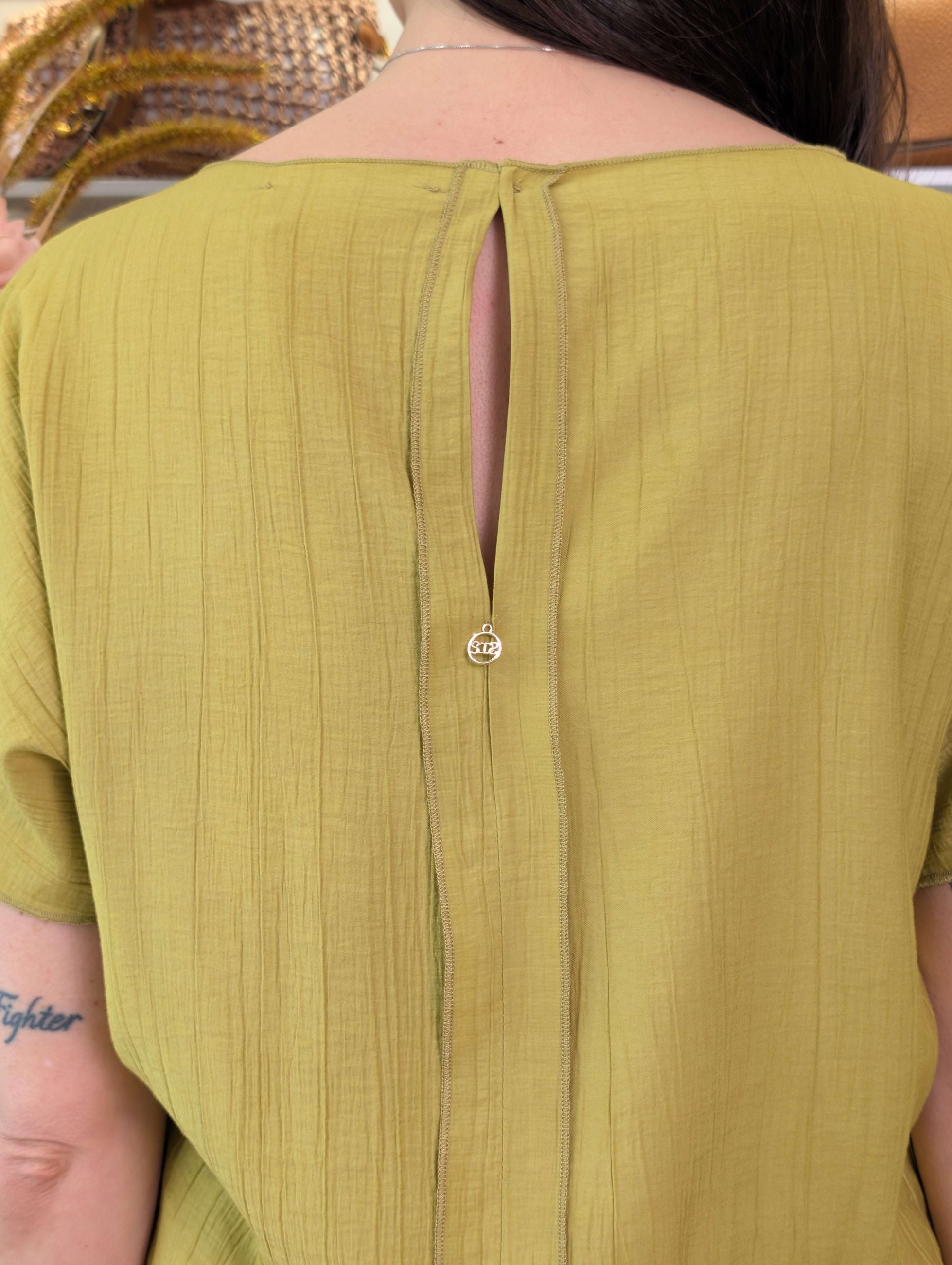 Blusa in crinkle Le Sarte del Sole – Scollo barchetta. - LE SARTE DEL SOLE