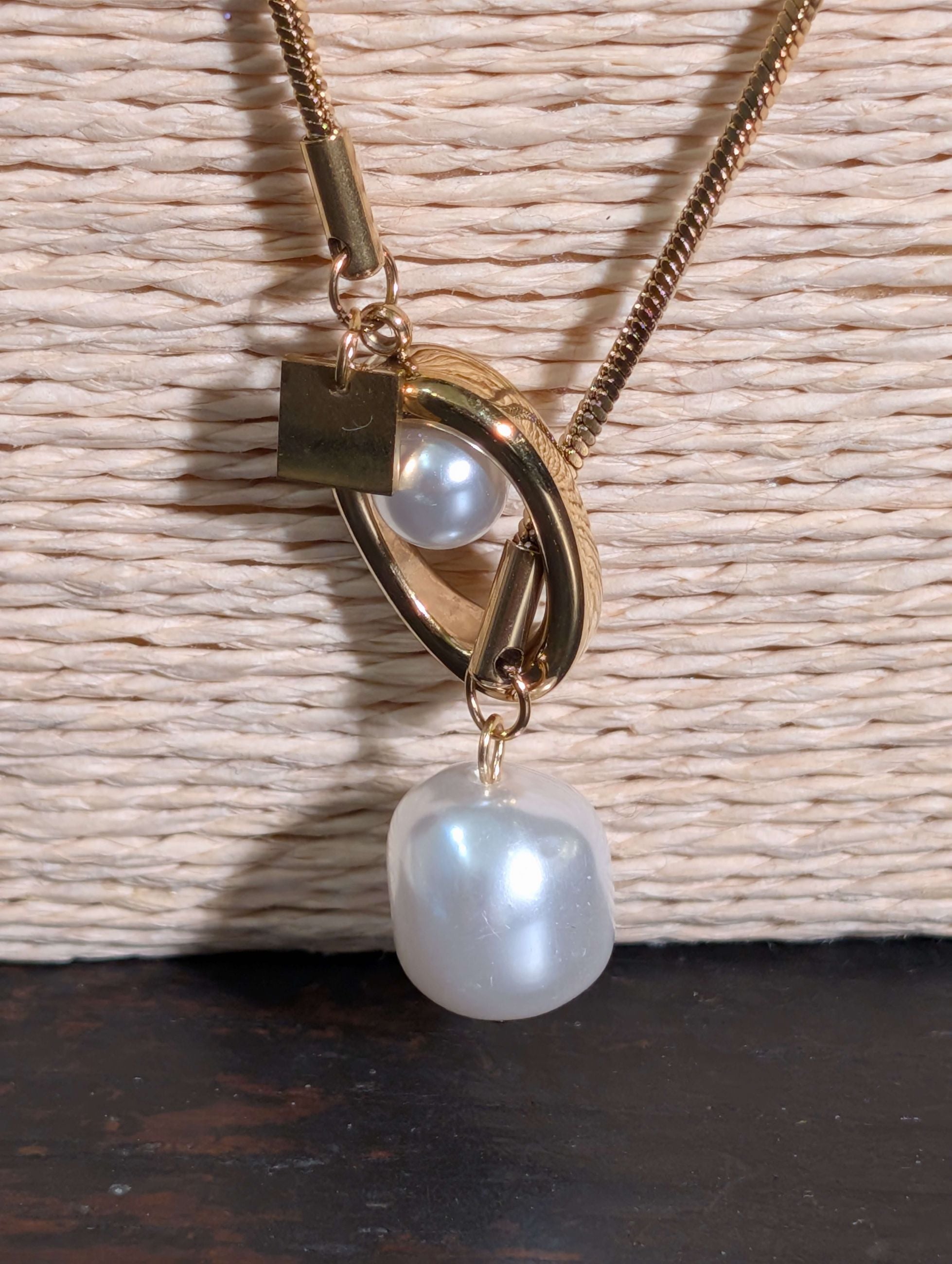COLLANA LUNGA CON PENDENTE PERLA ACC ORO - NALI'