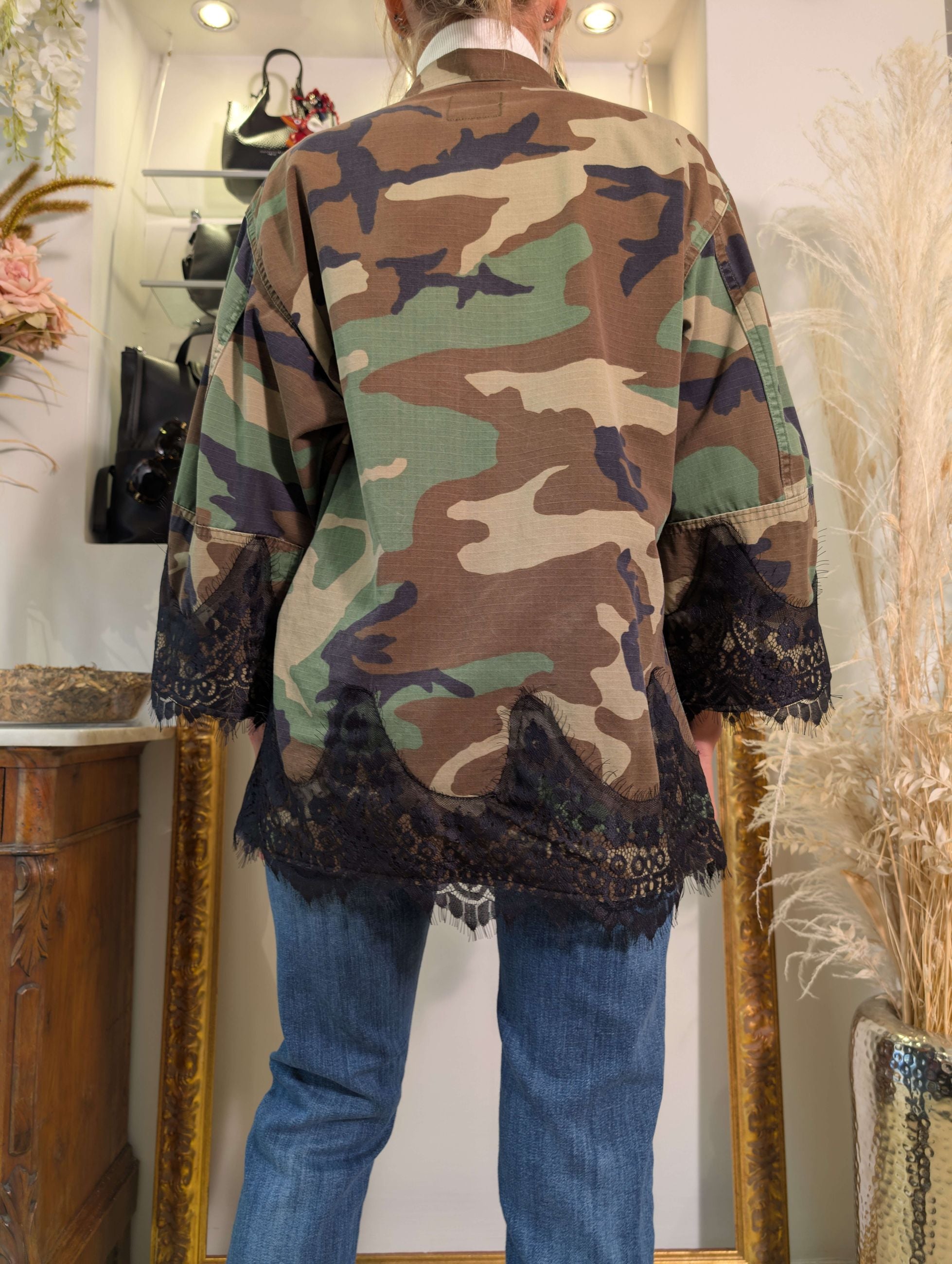 Giacca militare vintage con pizzi - TENSIONE IN