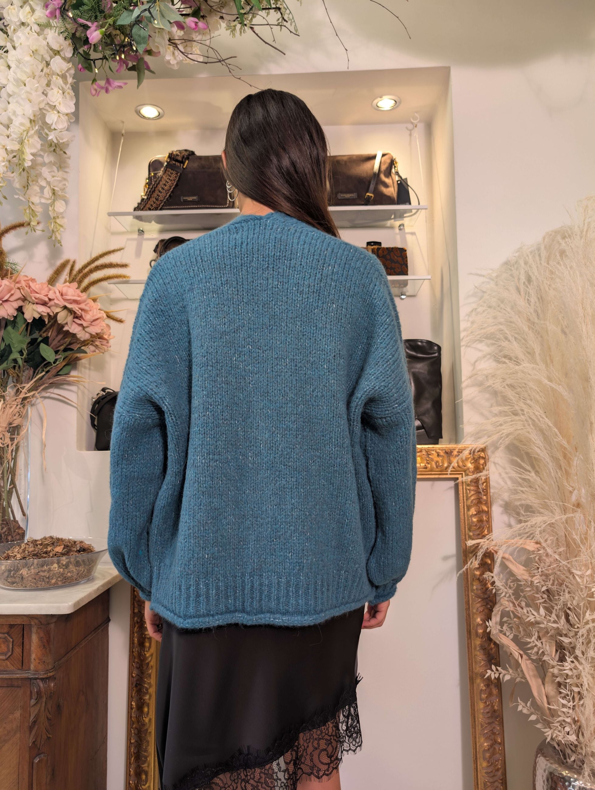 Cardigan Oversized Fit a 3 Bottoni – Finezza 3 con Maniche Balloon - HAVE ONE