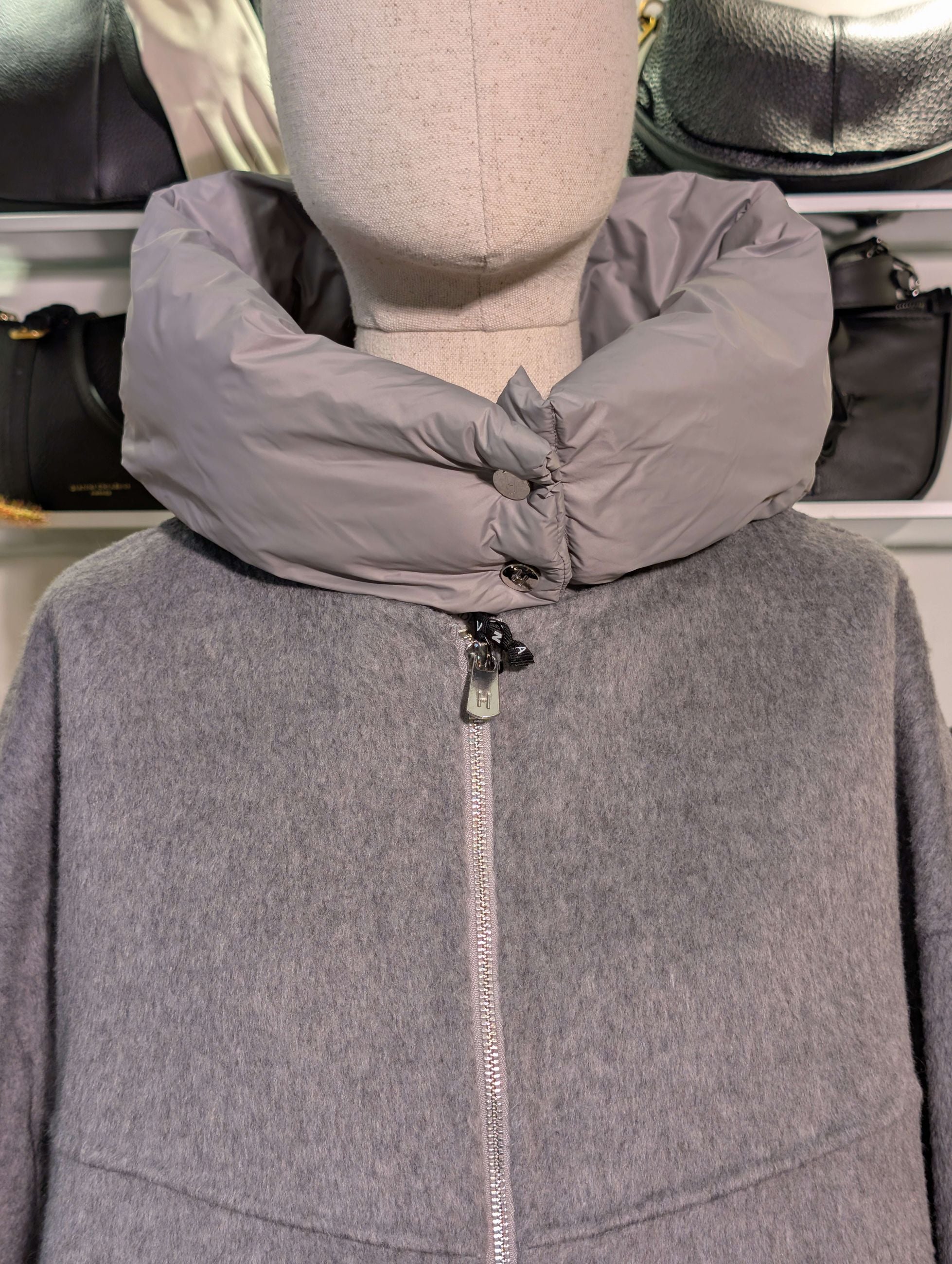 CAPPOTTO MODELLO BOMBER CON CAPPUCCIO - HAVE ONE