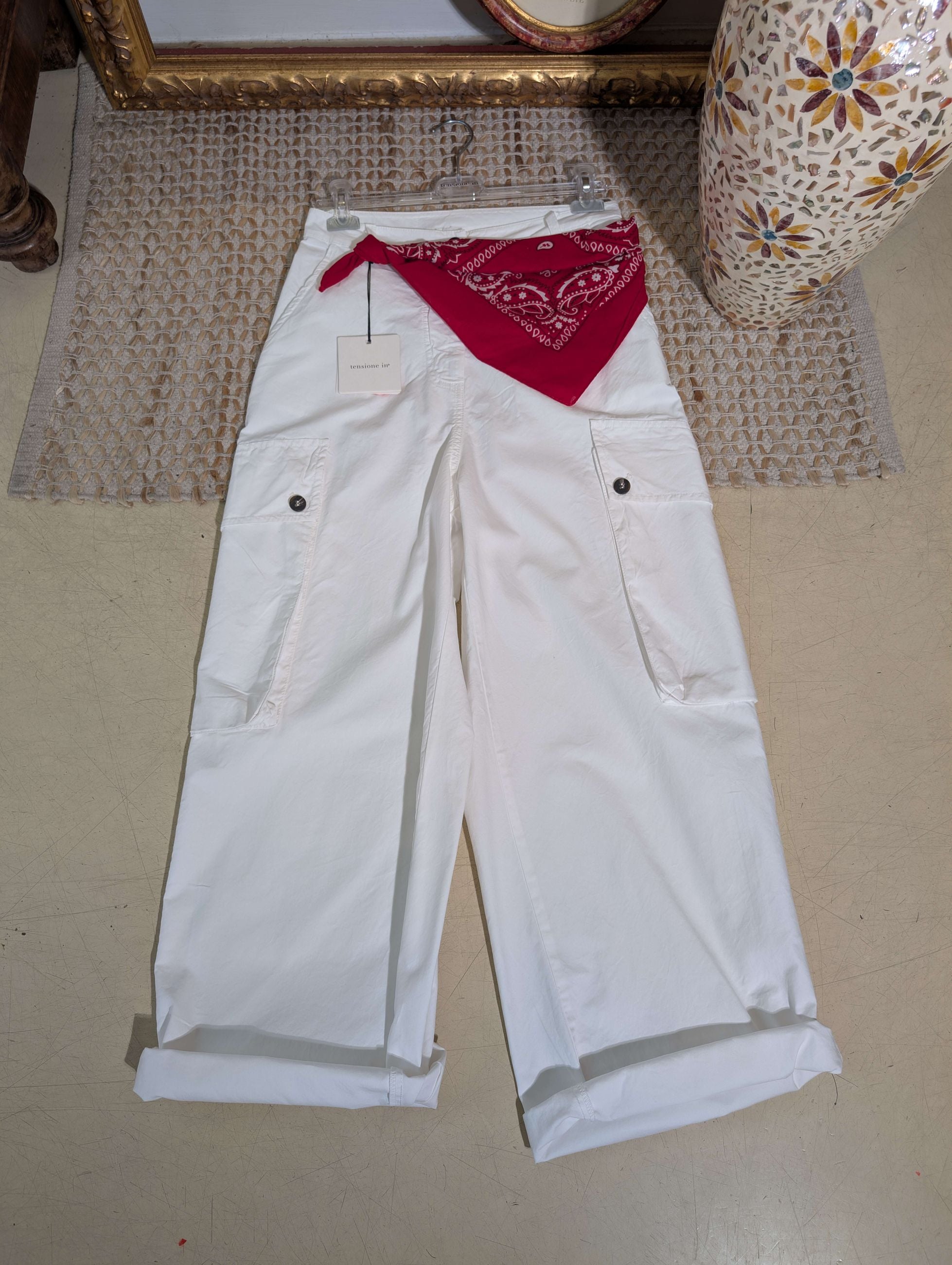 "Pantalone cargo in cotone vestibilità slouchy con bandana" - TENSIONE IN