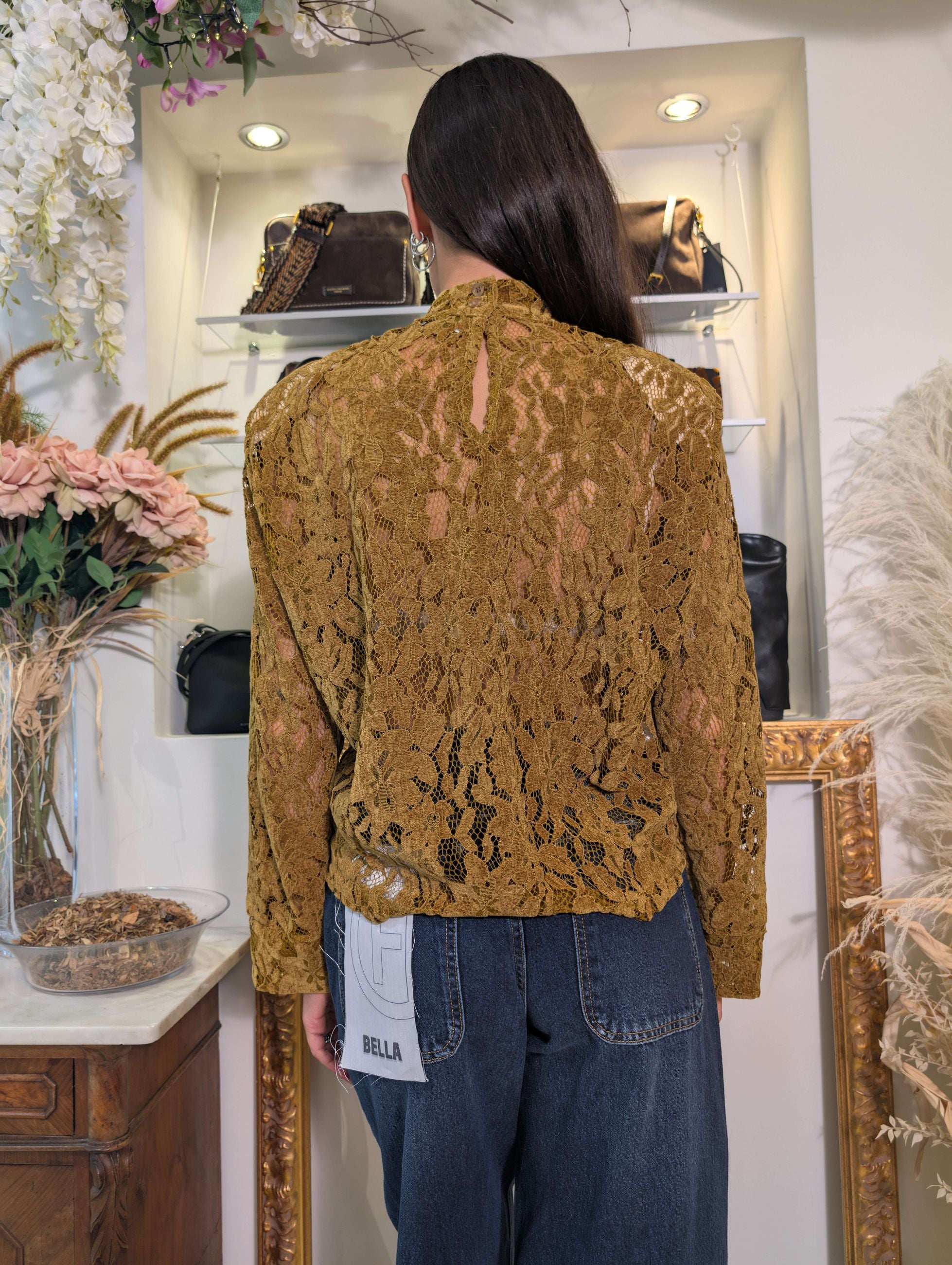 Blusa in pizzo di ciniglia con collo montante - HAVE ONE