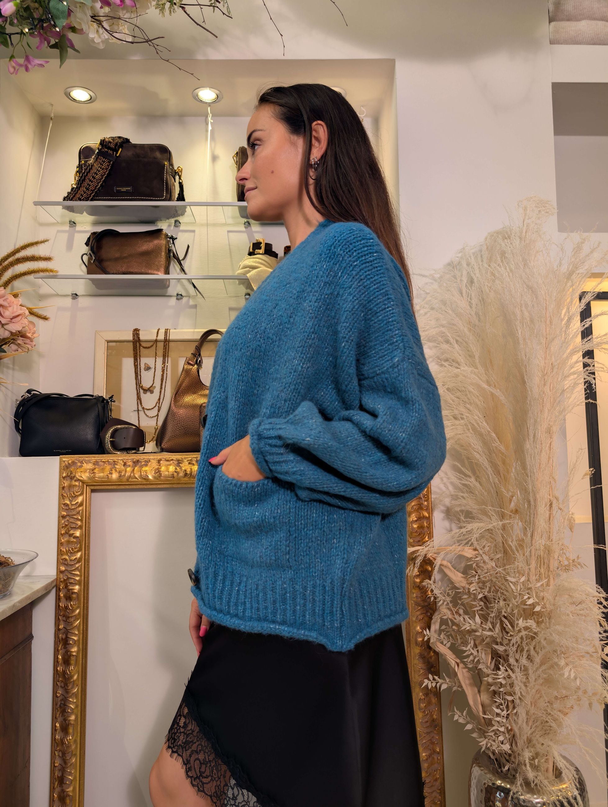 Cardigan Oversized Fit a 3 Bottoni – Finezza 3 con Maniche Balloon - HAVE ONE