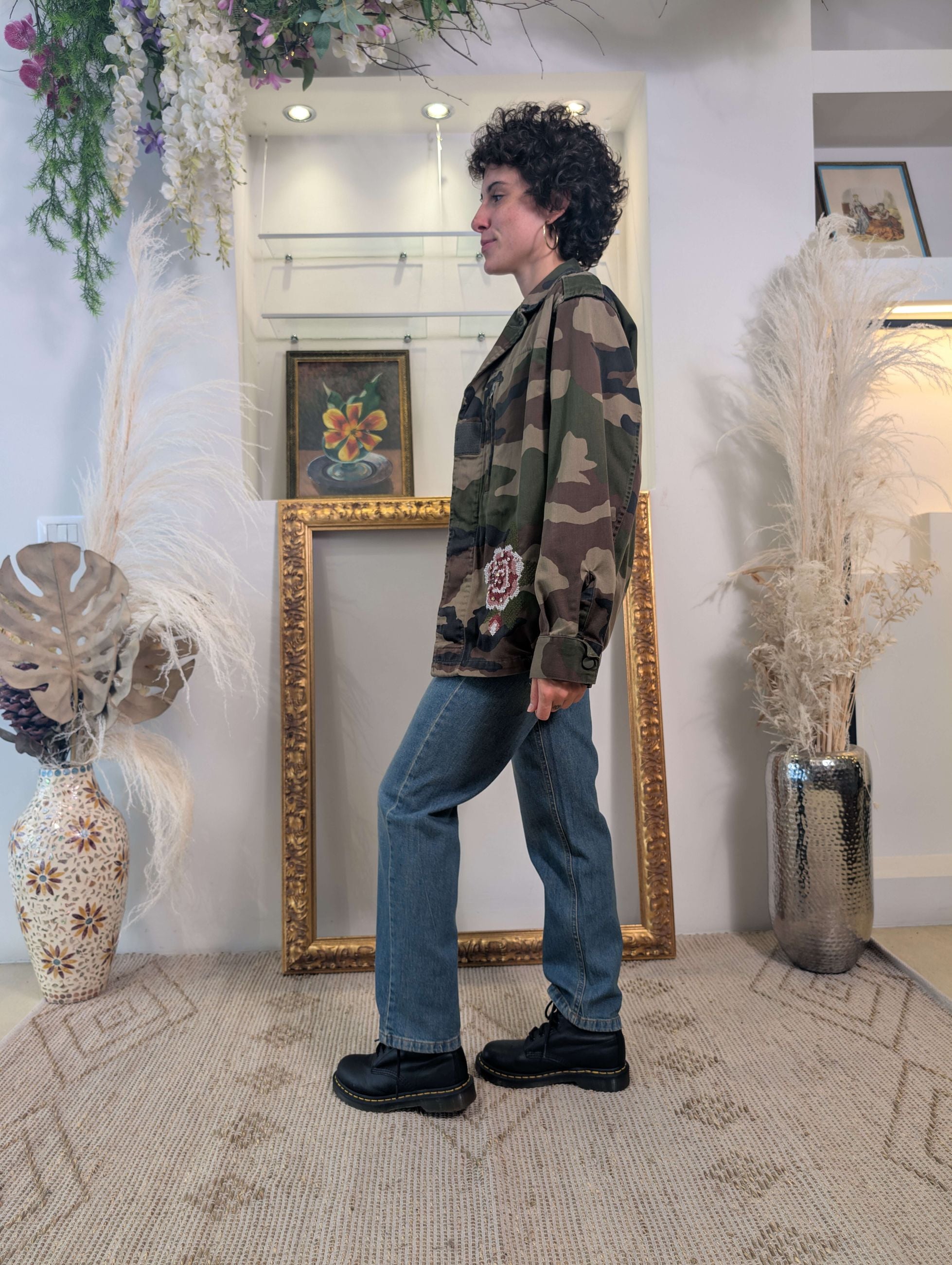 Sahariana camouflage vintage con ricami e strass - TENSIONE IN
