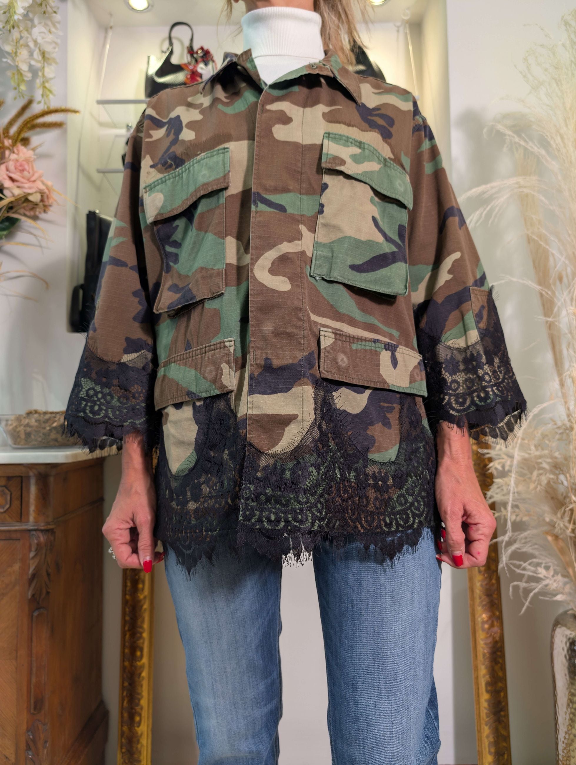 Giacca militare vintage con pizzi - TENSIONE IN