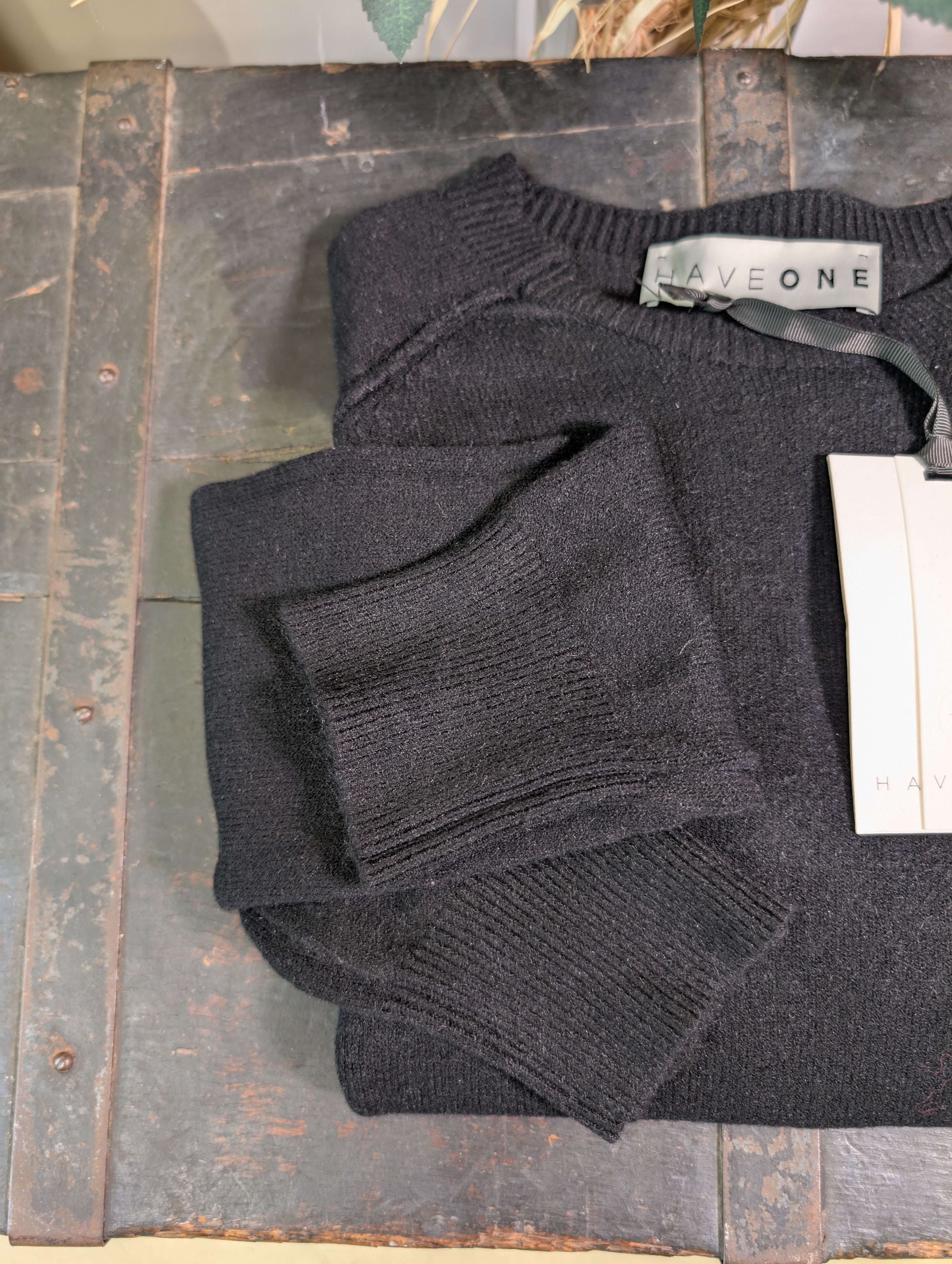 Maglia con scollo a barchetta - HAVE ONE