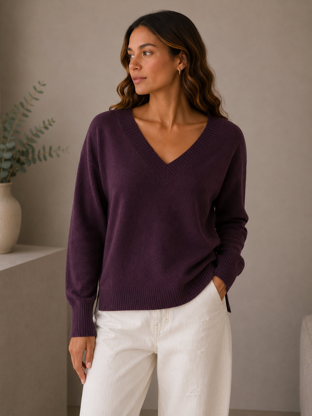 Maglia scollo a V in viscosa-angora - .SOLO TRE