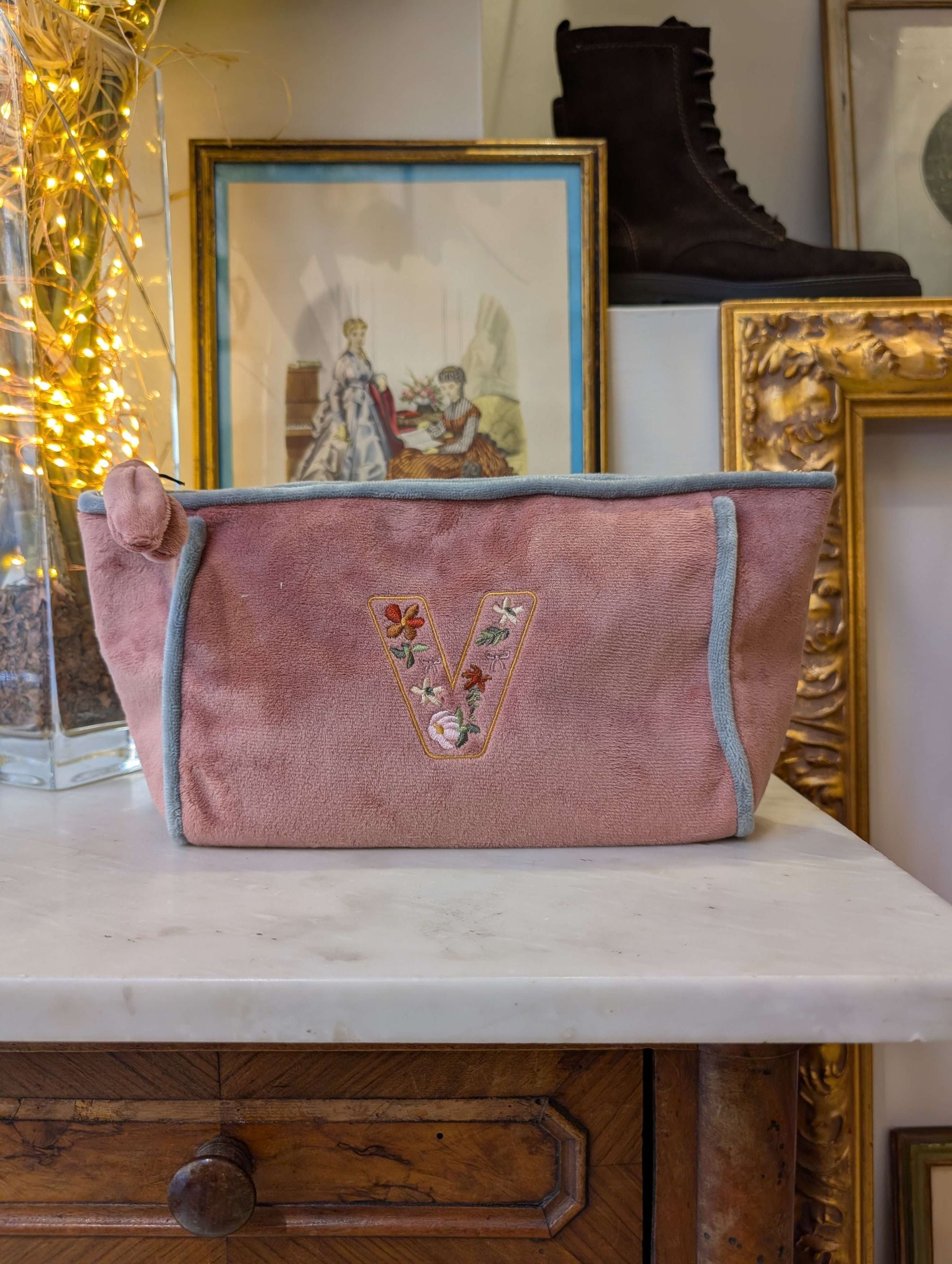 POUCH EMBROIDERY LETTERA V ROSA/GRIGIO - NALI'