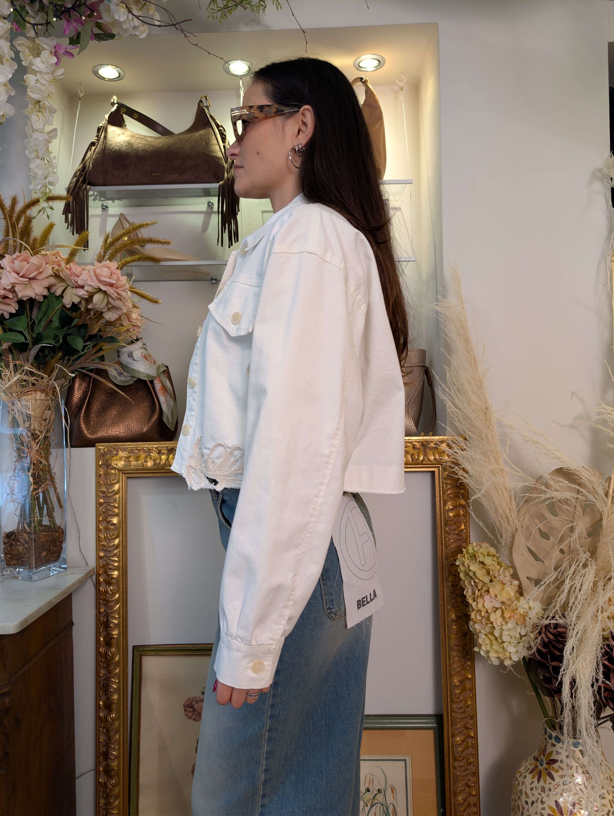 Giubbino cropped con ricami - TENSIONE IN