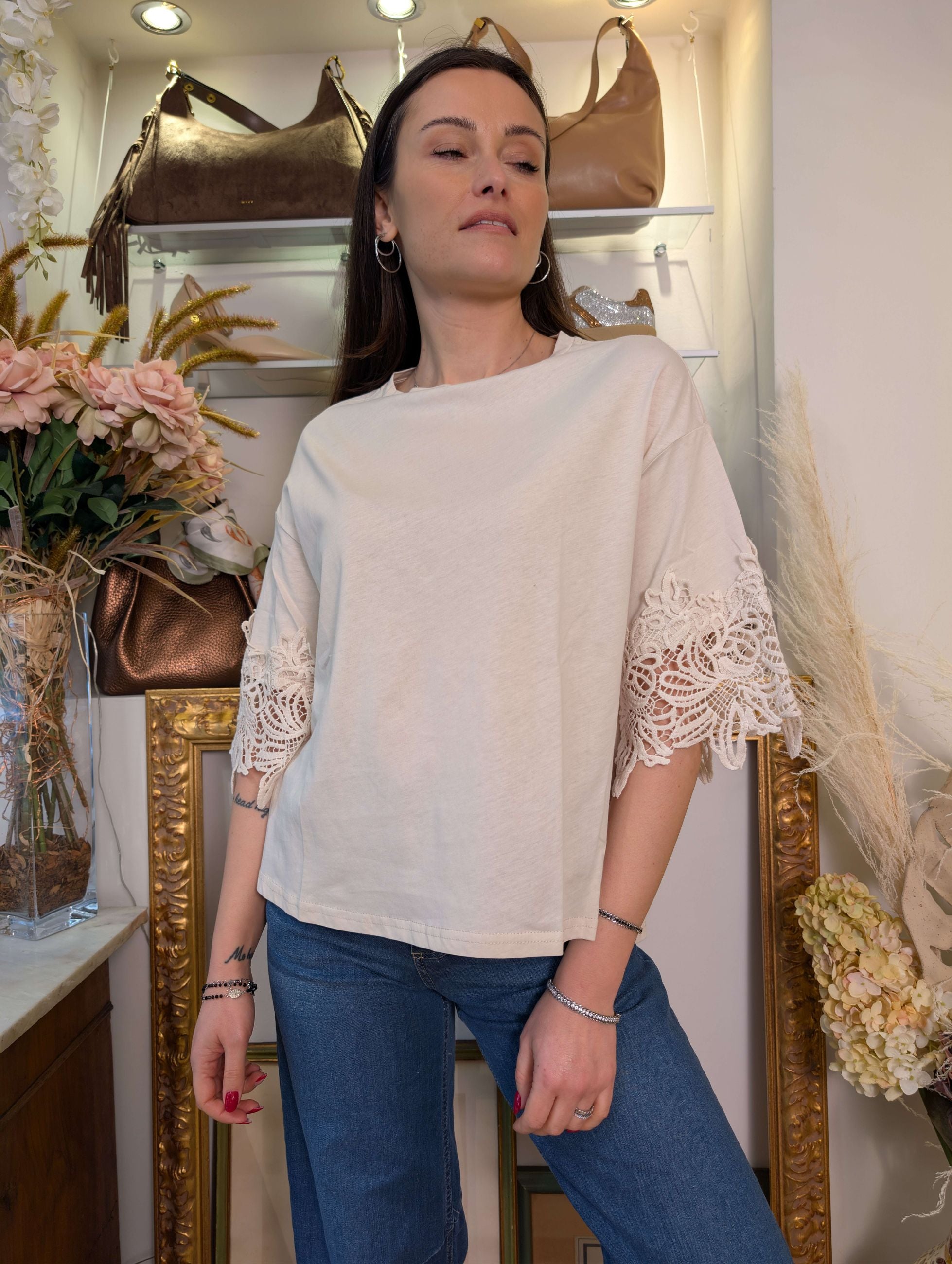 Blusa con pizzo macramé alle maniche Le Sarte del Sole - LE SARTE DEL SOLE