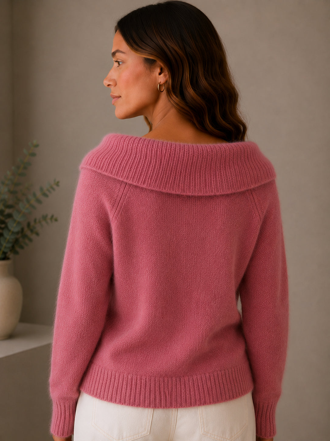 Maglia in angora collo ad anello - .SOLO TRE