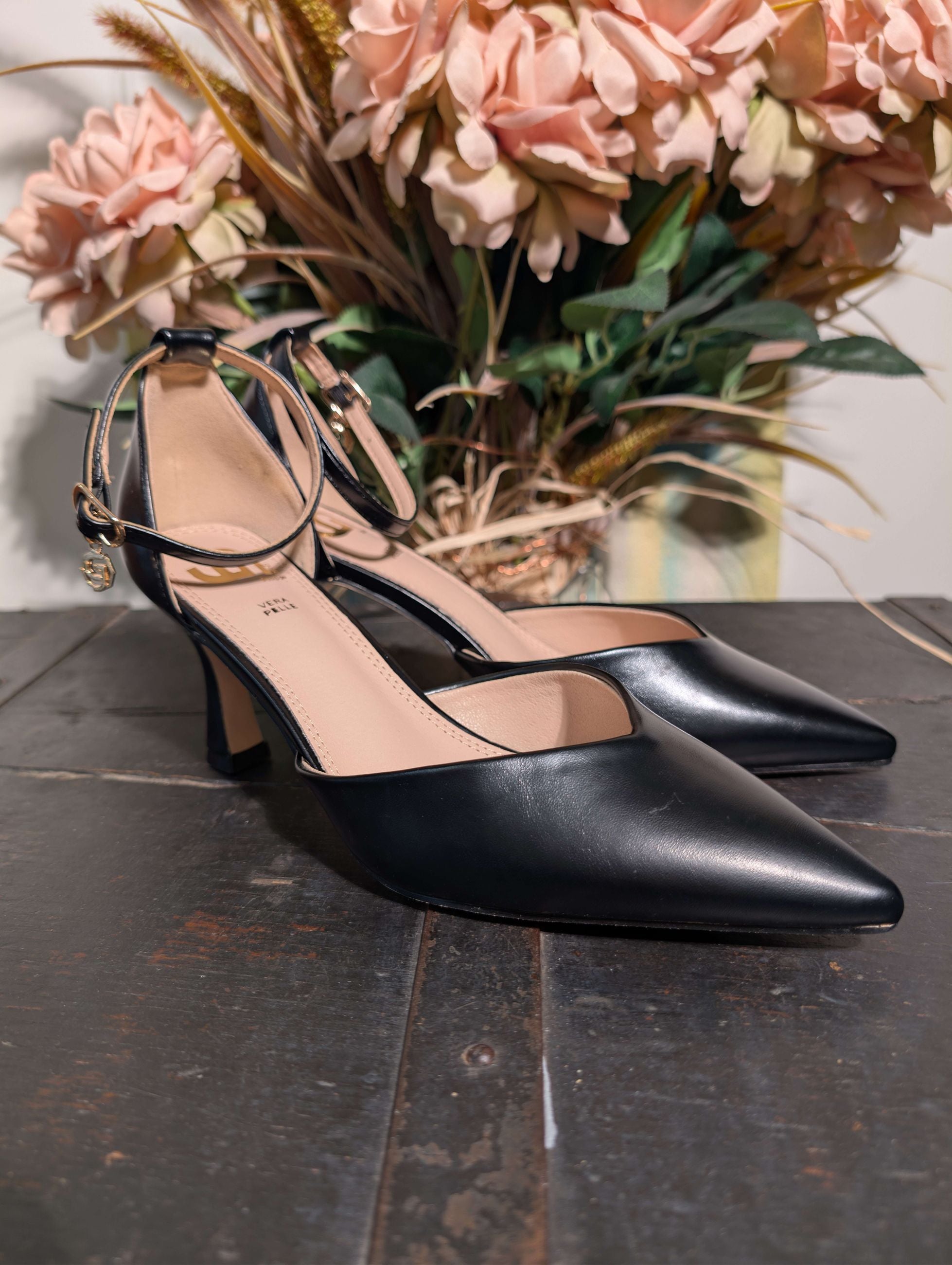 Décolleté in pelle con laccio alla caviglia - GOLD & GOLD