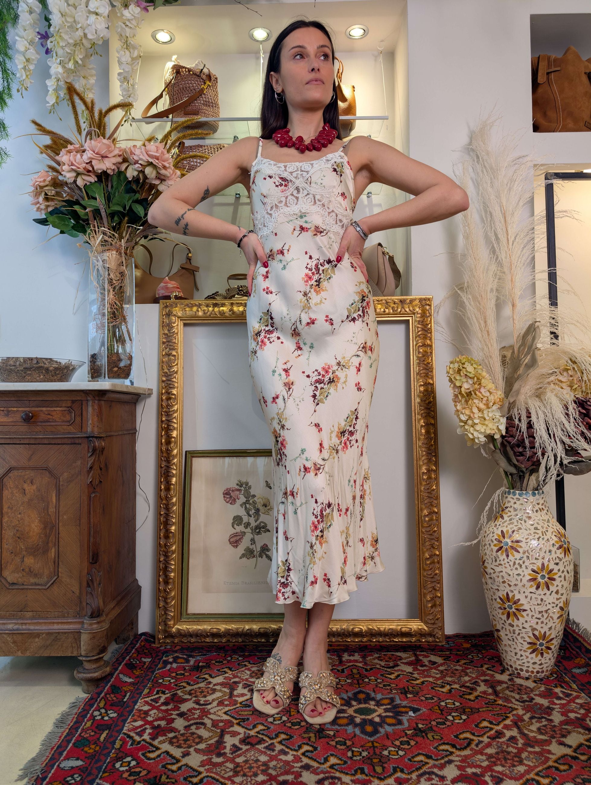 Abito lungo in raso con ramages floreali e pizzo - SHE_FLORENCE_LAB