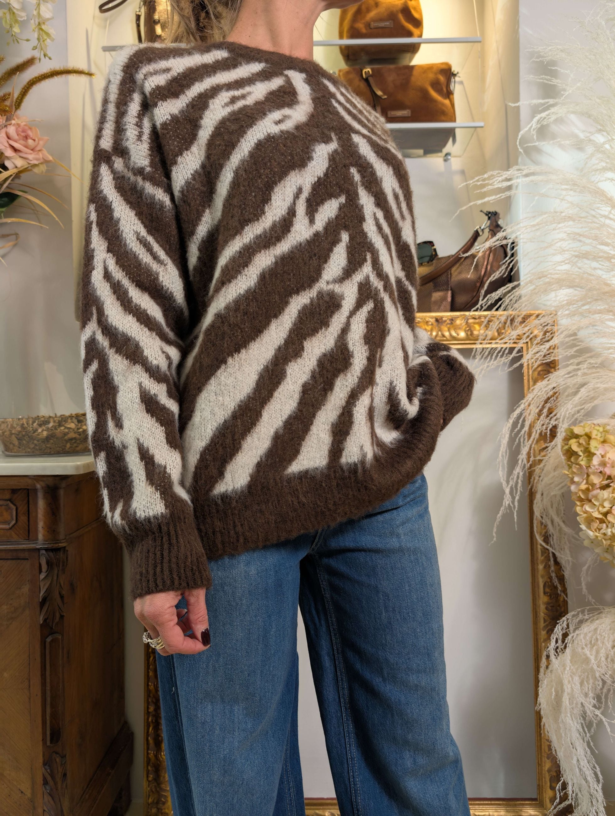 Maglia jacquard zebra marrone su fondo panna - HAVE ONE