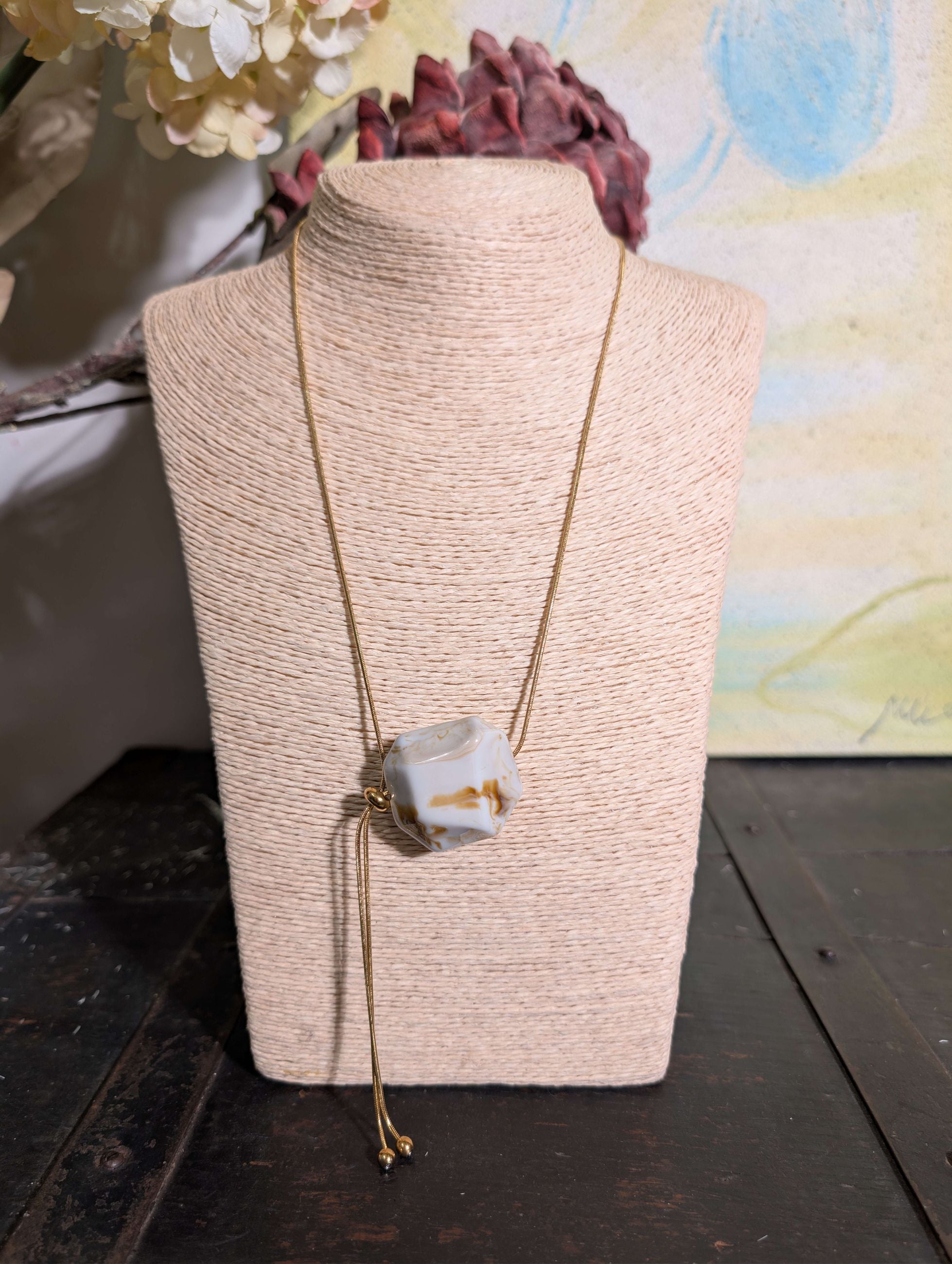 COLLANA REGOLABILE CON ELEMENTO RESINA ORO - NALI'