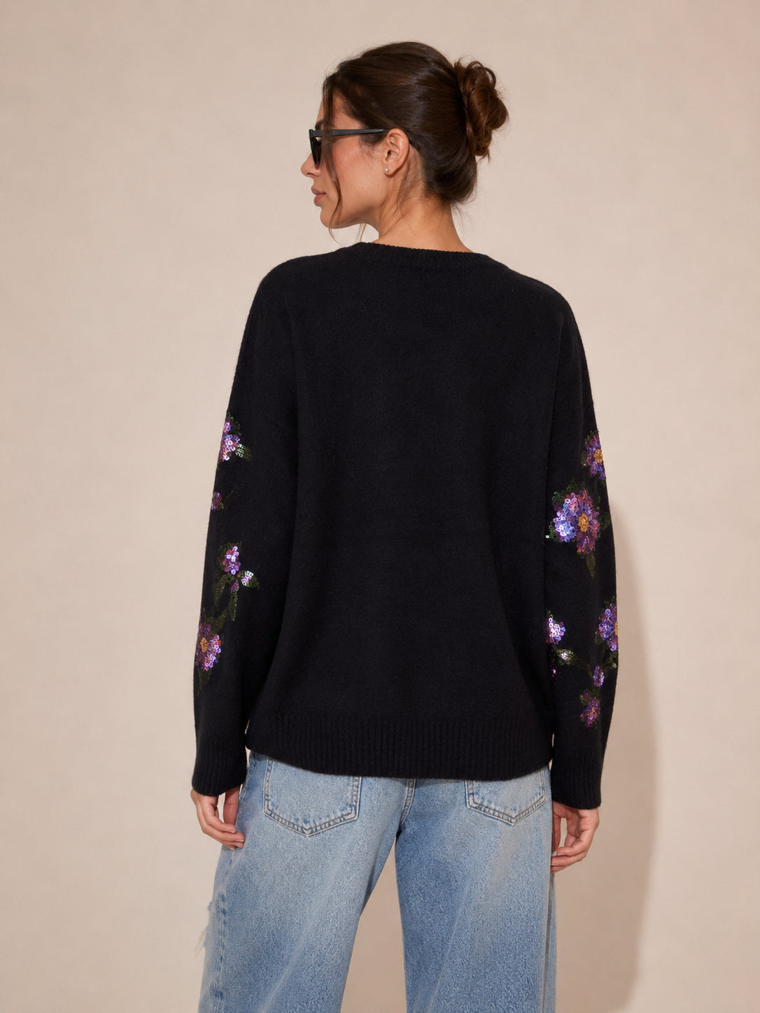 Maglia girocollo con ricamo floreale - LOLA by Sandro Ferrone