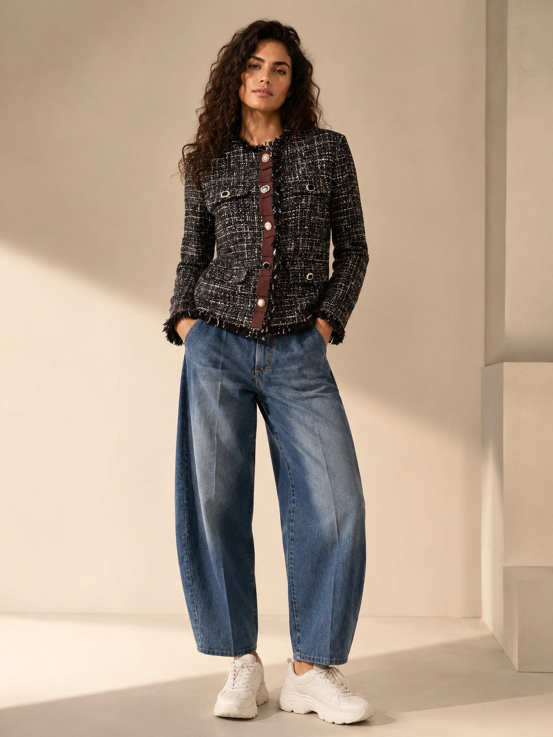Giacca tweed con bottoni gioiello e gros grain - .SOLO TRE