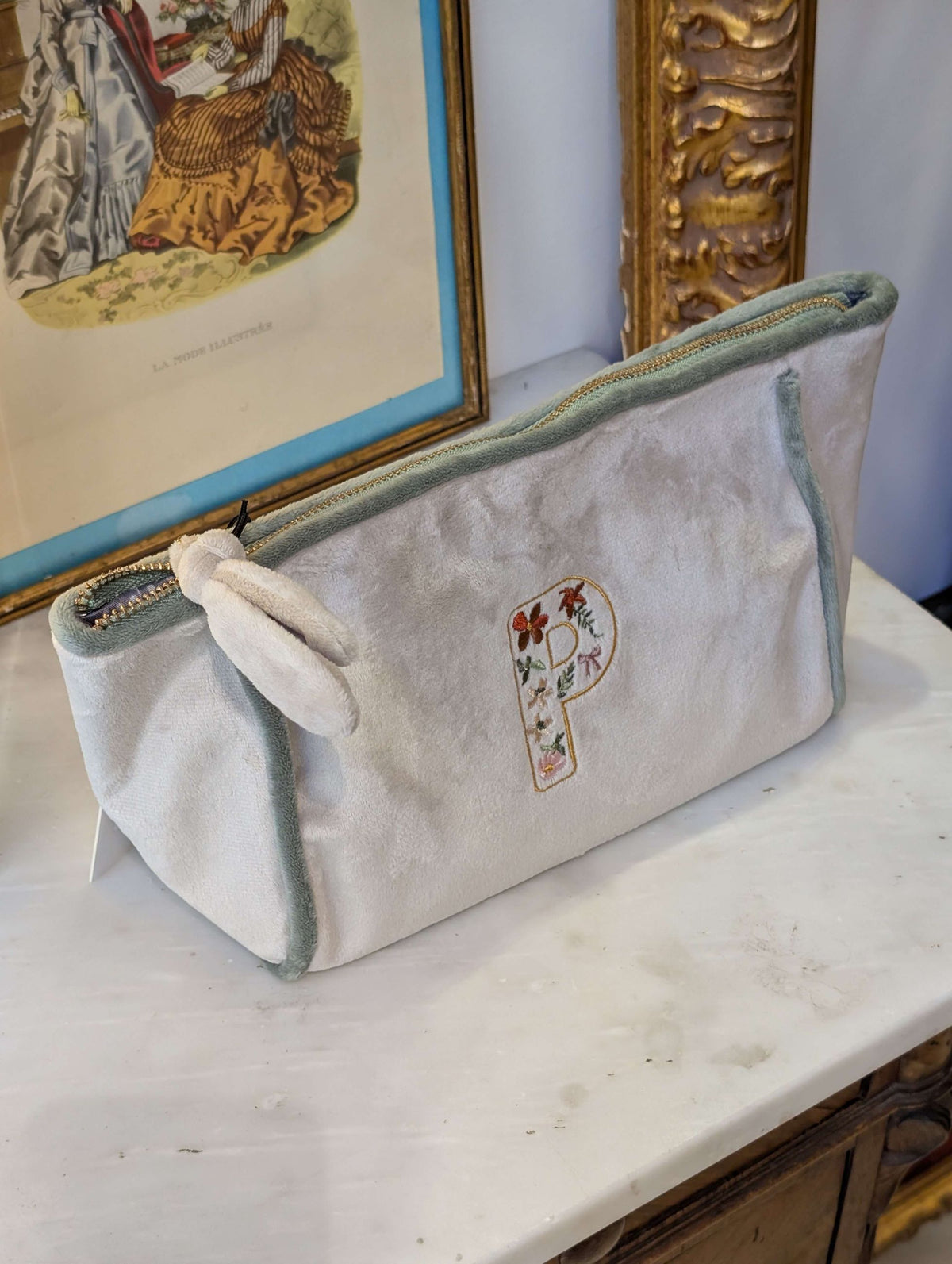 POUCH EMBROIDERY LETTERA P GRIGIO/VERDE - NALI'