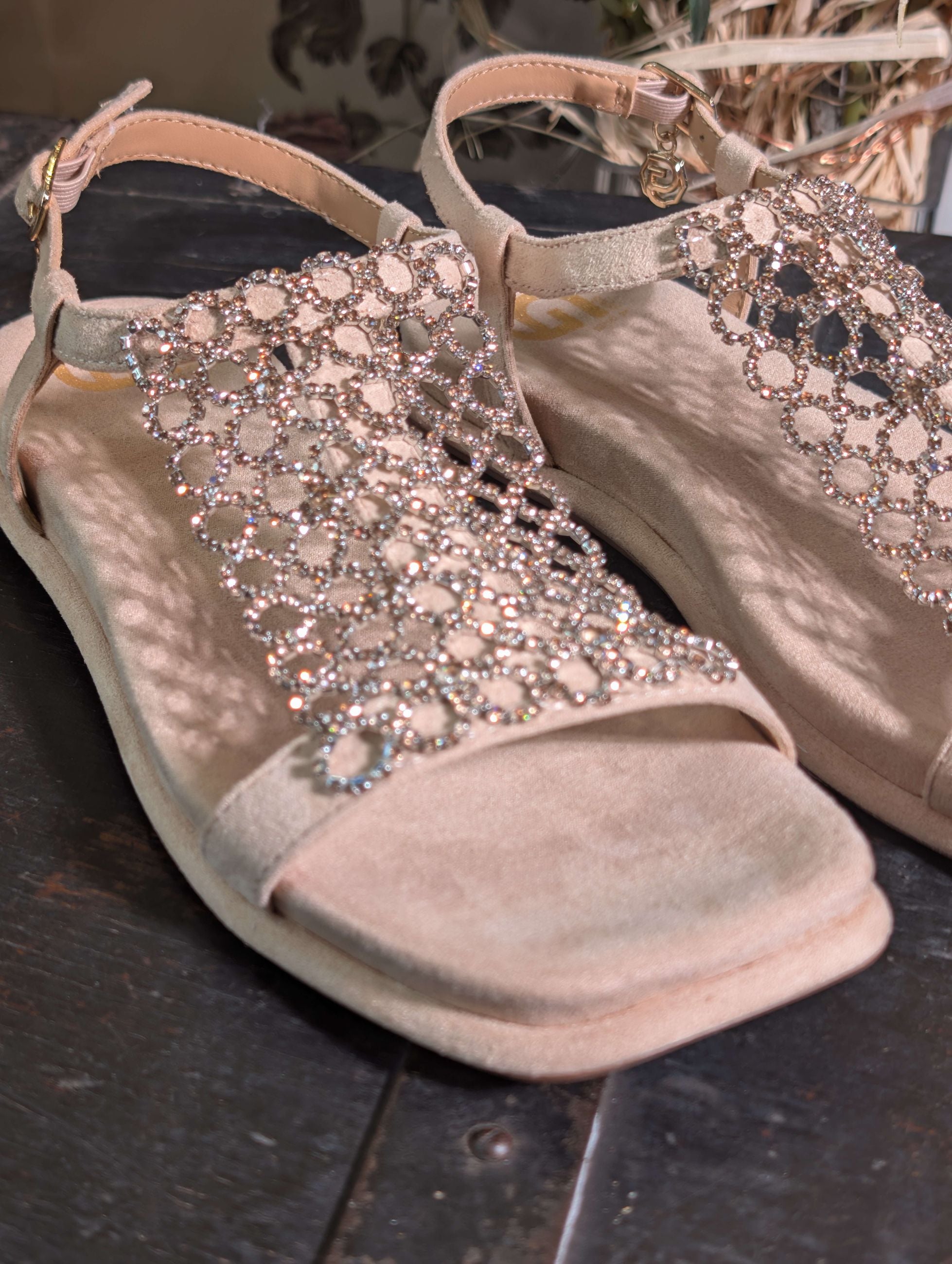 Sandalo in suede naturale con rete strass - GOLD & GOLD