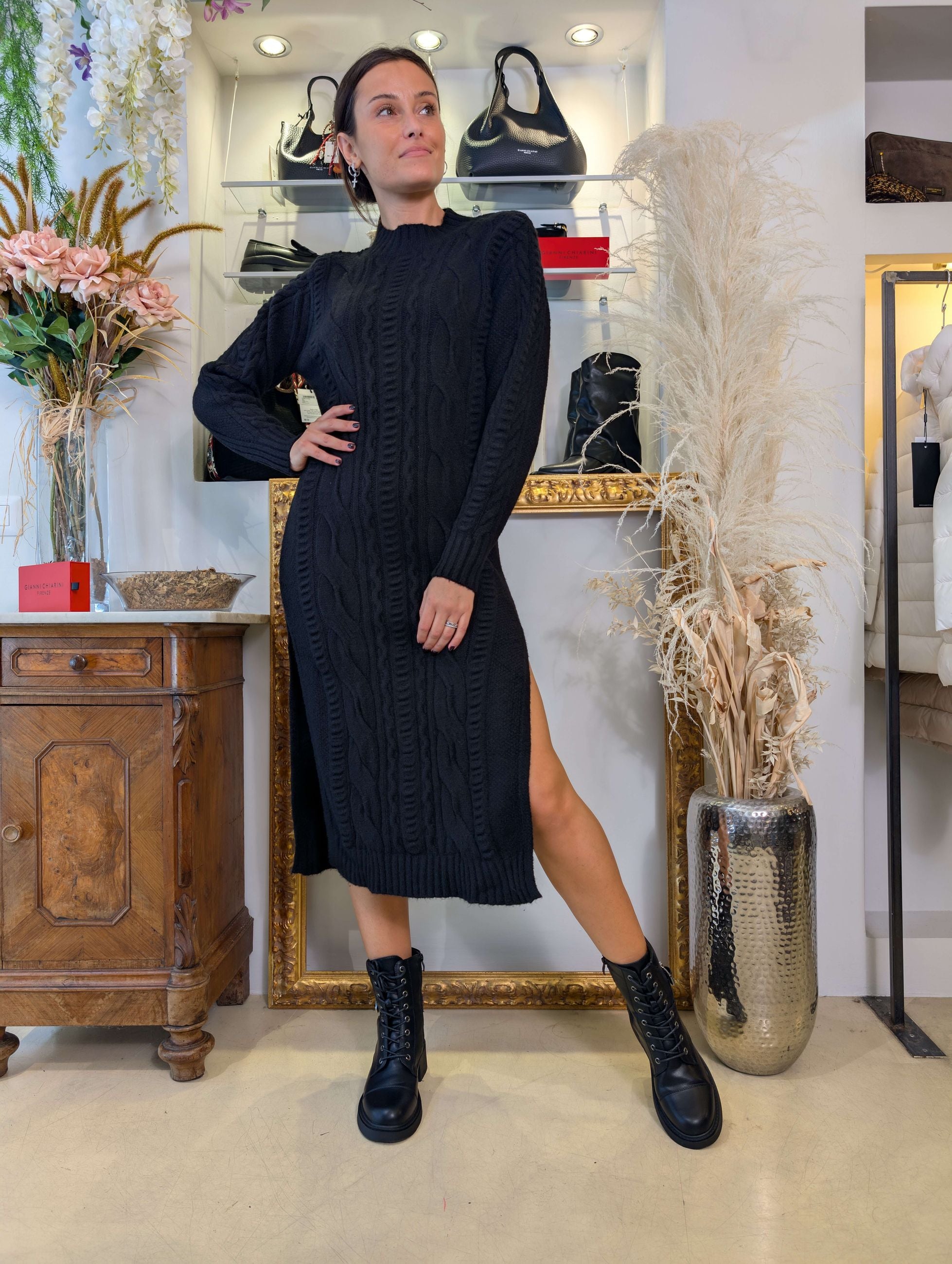 Abito tricot con trecce e spacchi laterali - ANNARITA N