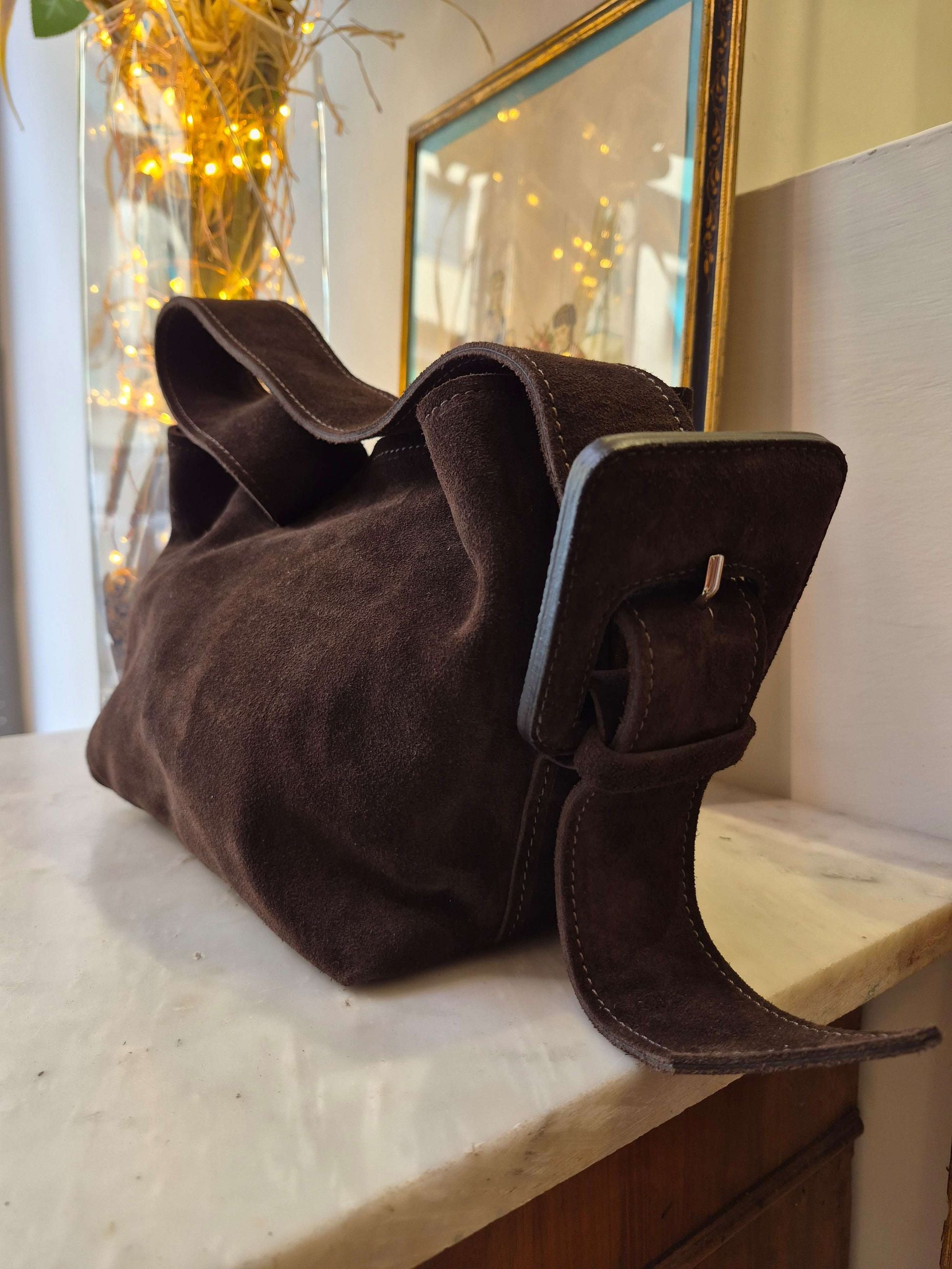 Hobo bag in camoscio con maxi fibbia - Sandro Ferrone