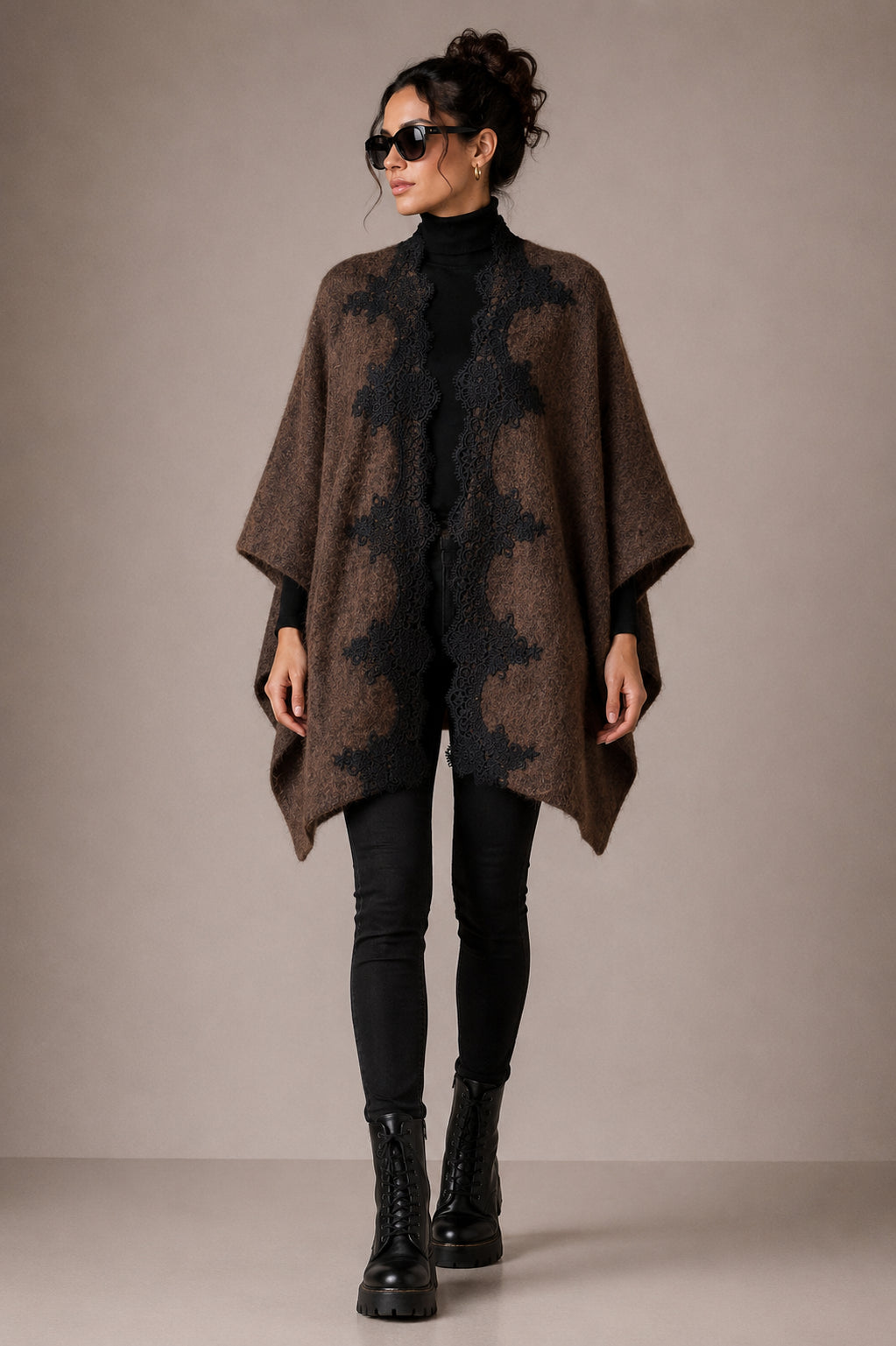 Cardigan over con applicazione in pizzo - LOLA by Sandro Ferrone