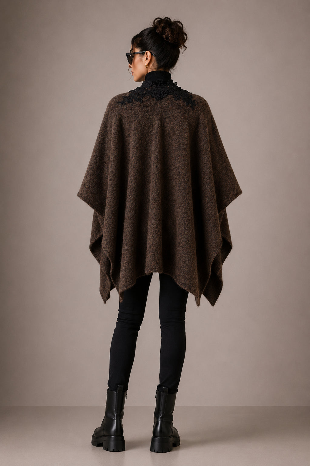 Cardigan over con applicazione in pizzo - LOLA by Sandro Ferrone