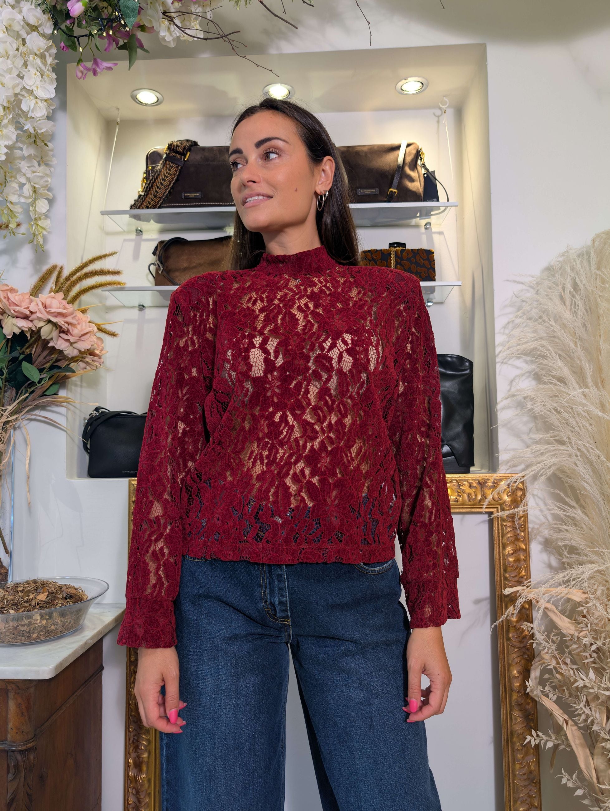 Blusa in pizzo di ciniglia con collo montante - HAVE ONE