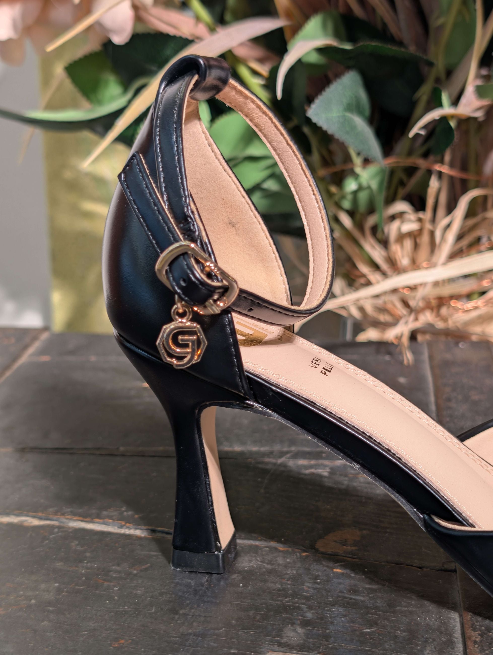 Décolleté in pelle con laccio alla caviglia - GOLD & GOLD